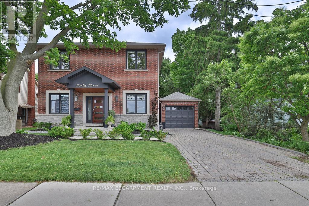 43 MISSISSAUGA ROAD S, Mississauga, Ontario