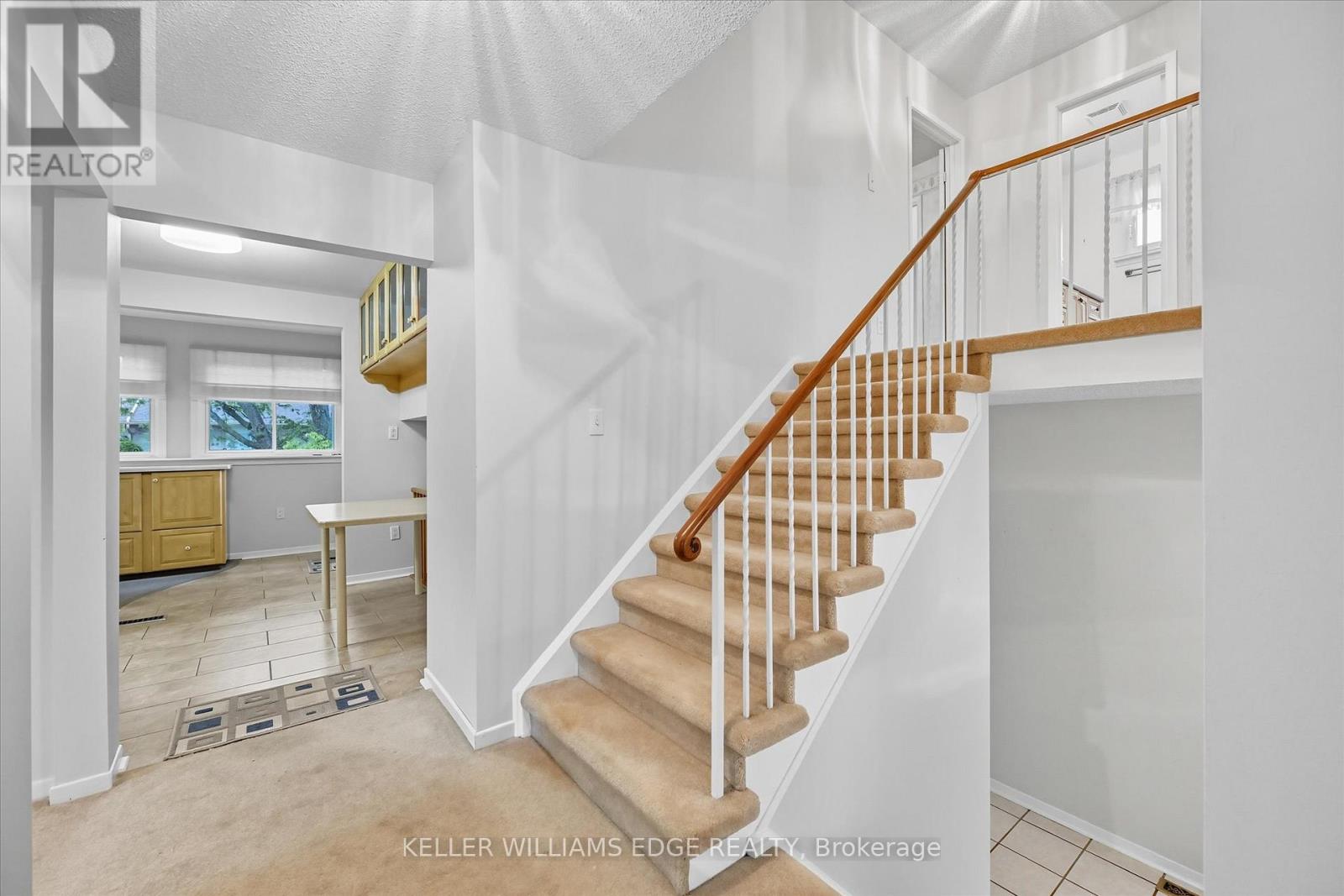 2400 Eaglesfield Drive, Burlington, Ontario  L7P 3V5 - Photo 8 - W12456347