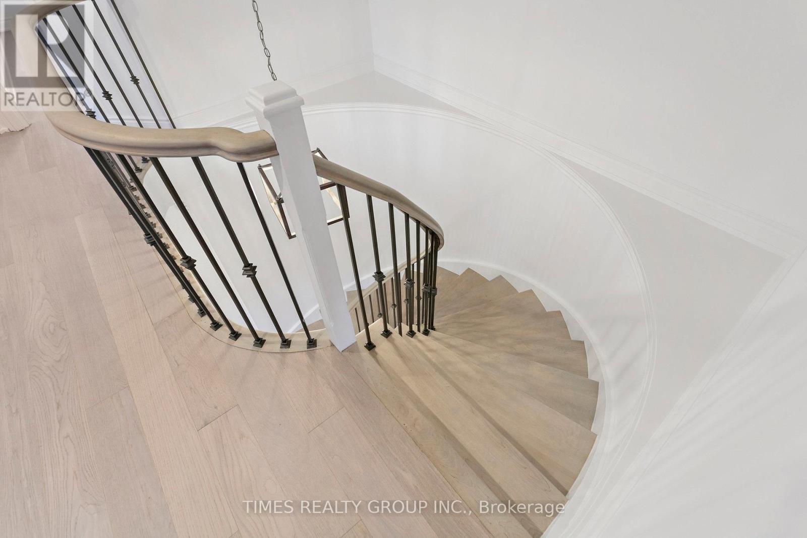 212 Creek Path Avenue, Oakville, Ontario  L6L 6T5 - Photo 19 - W12456351