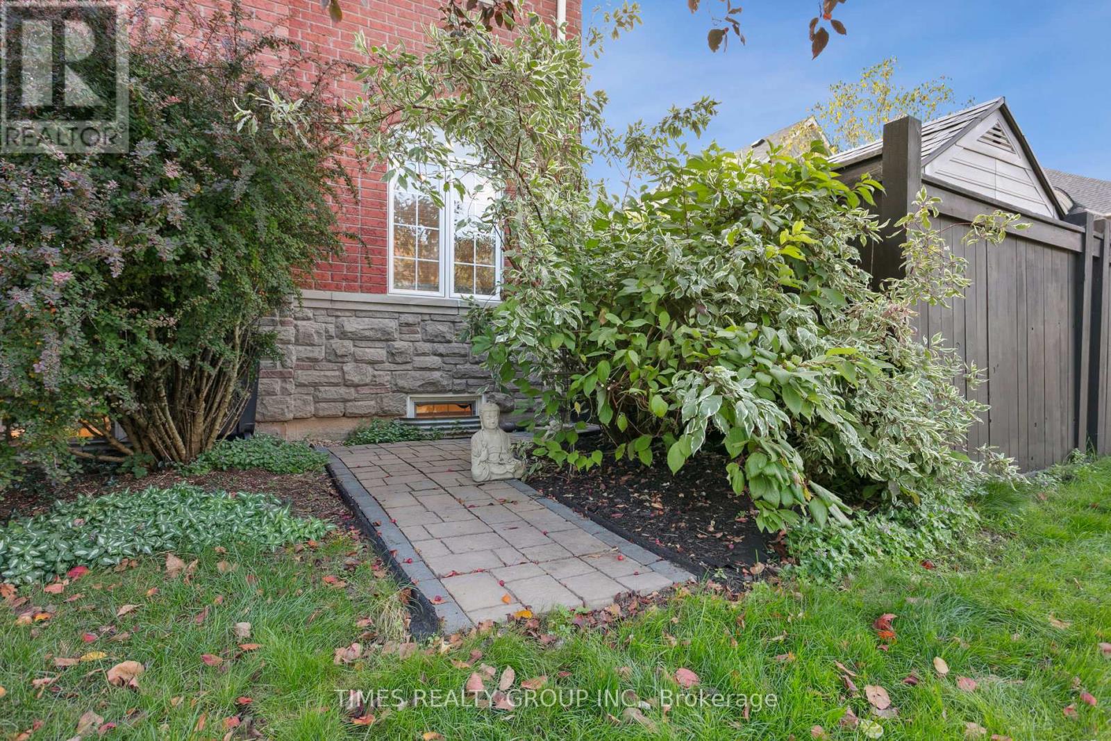 212 Creek Path Avenue, Oakville, Ontario  L6L 6T5 - Photo 37 - W12456351