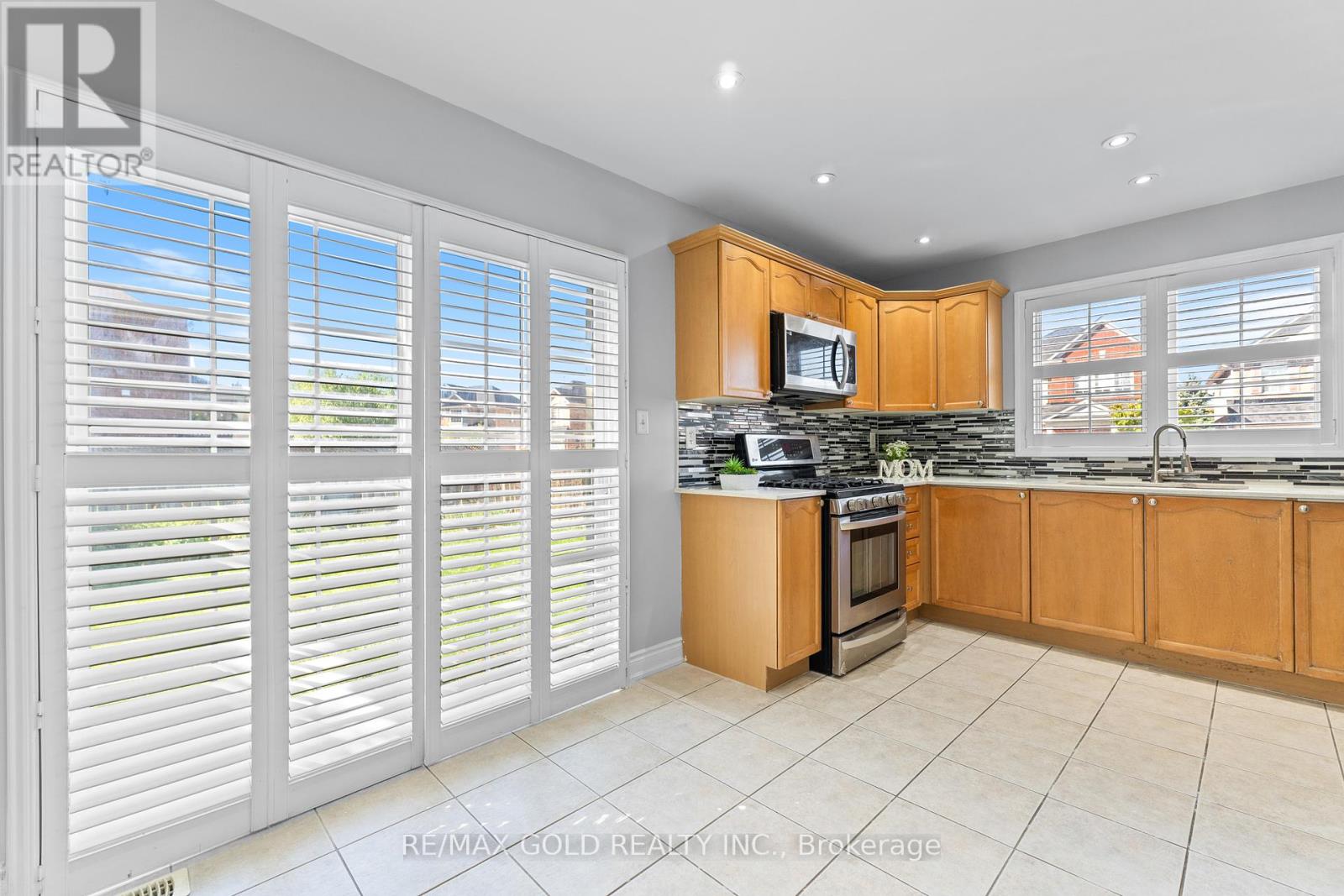 23 Lyric Road, Brampton, Ontario  L6S 0B4 - Photo 18 - W12456352