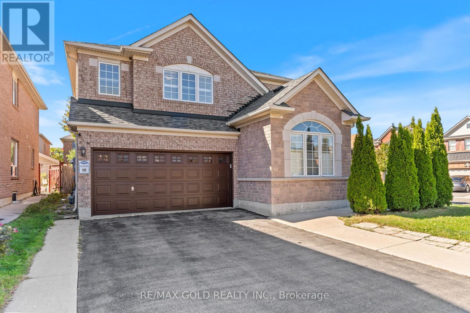 23 Lyric Road, Brampton, Ontario  L6S 0B4 - Photo 4 - W12456352