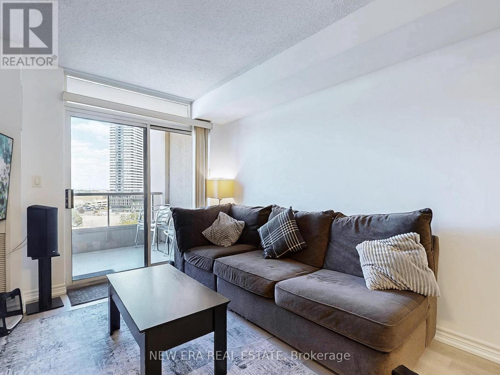 923 - 3888 Duke Of York Boulevard, Mississauga, Ontario  L5B 4P5 - Photo 13 - W12456362