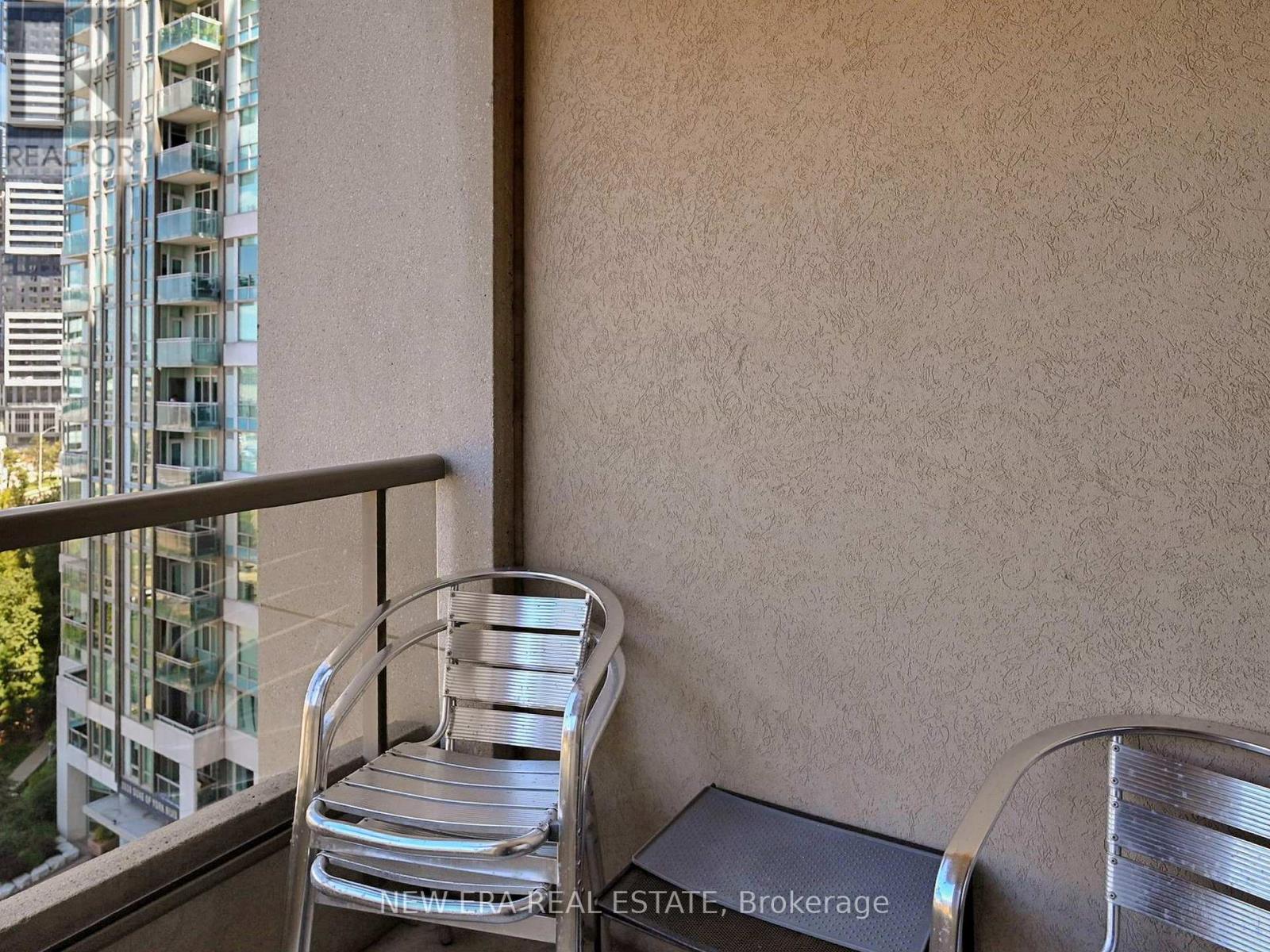 923 - 3888 Duke Of York Boulevard, Mississauga, Ontario  L5B 4P5 - Photo 22 - W12456362