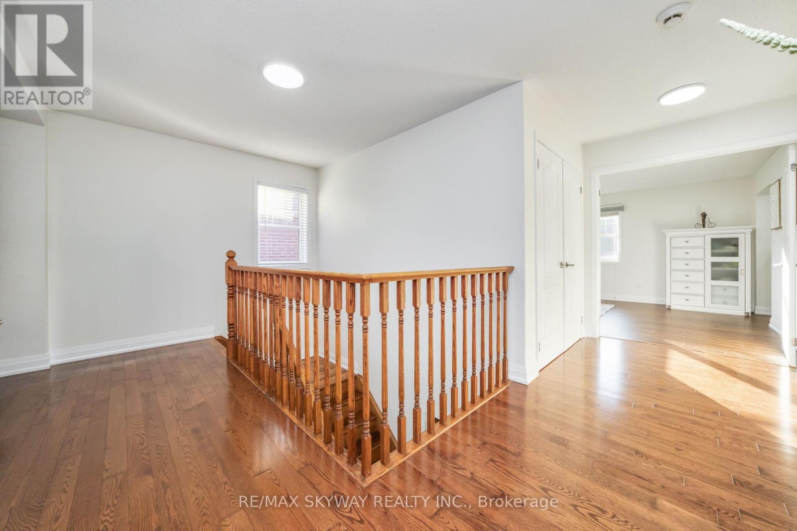 90 Aylesbury Drive, Brampton, Ontario  L7A 0W3 - Photo 23 - W12456365
