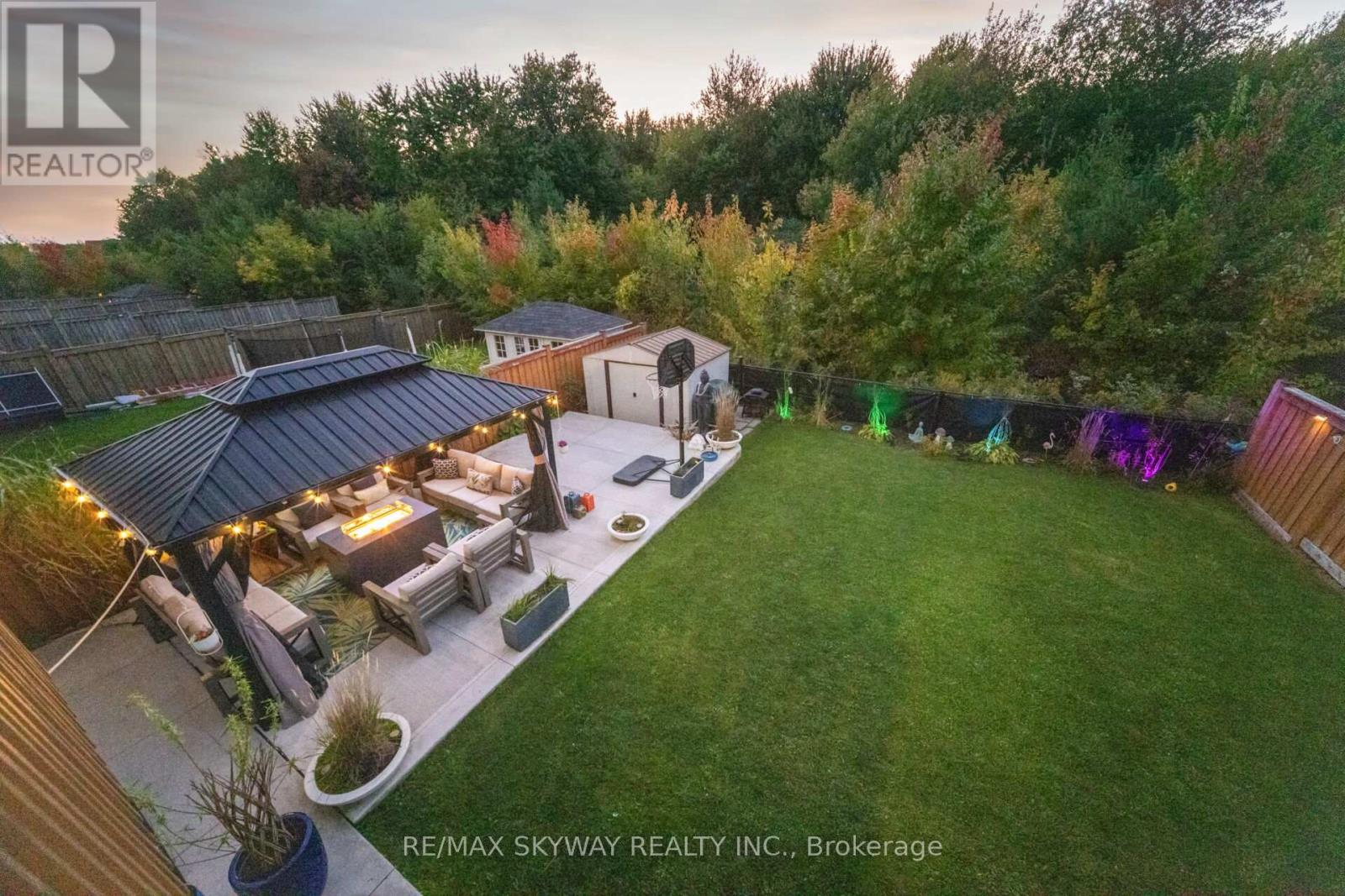 90 Aylesbury Drive, Brampton, Ontario  L7A 0W3 - Photo 44 - W12456365