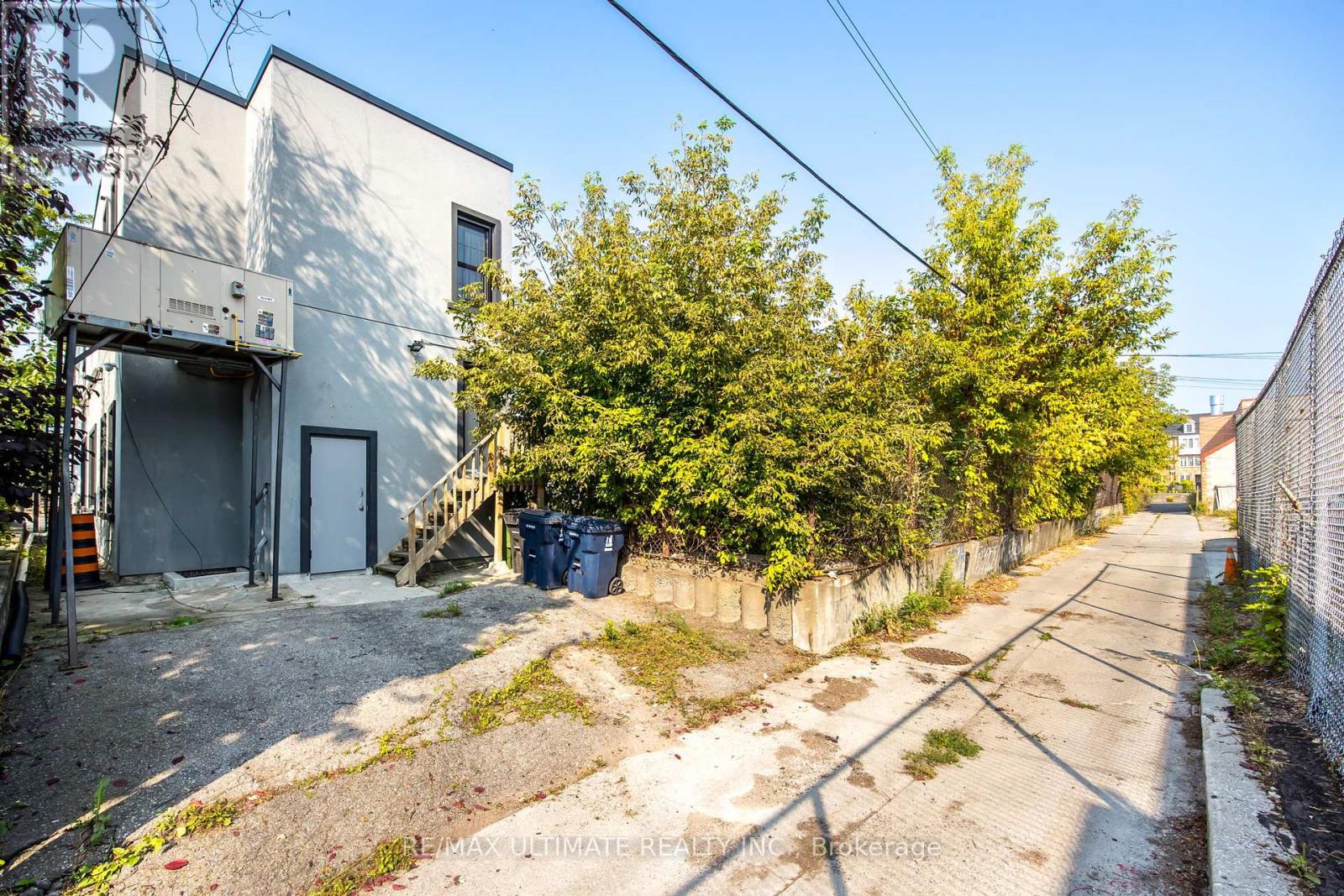 603 Keele Street N, Toronto, Ontario  M6N 3E5 - Photo 6 - W12456390