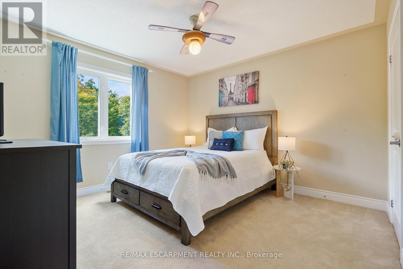 317 Great Lakes Boulevard, Oakville, Ontario  L6L 0A4 - Photo 19 - W12456397