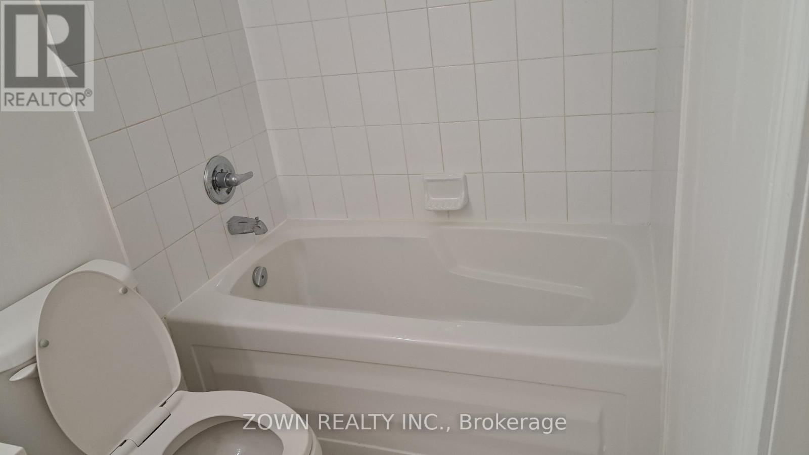 405 - 388 Prince Of Wales Drive, Mississauga, Ontario  L5B 0A1 - Photo 12 - W12456398
