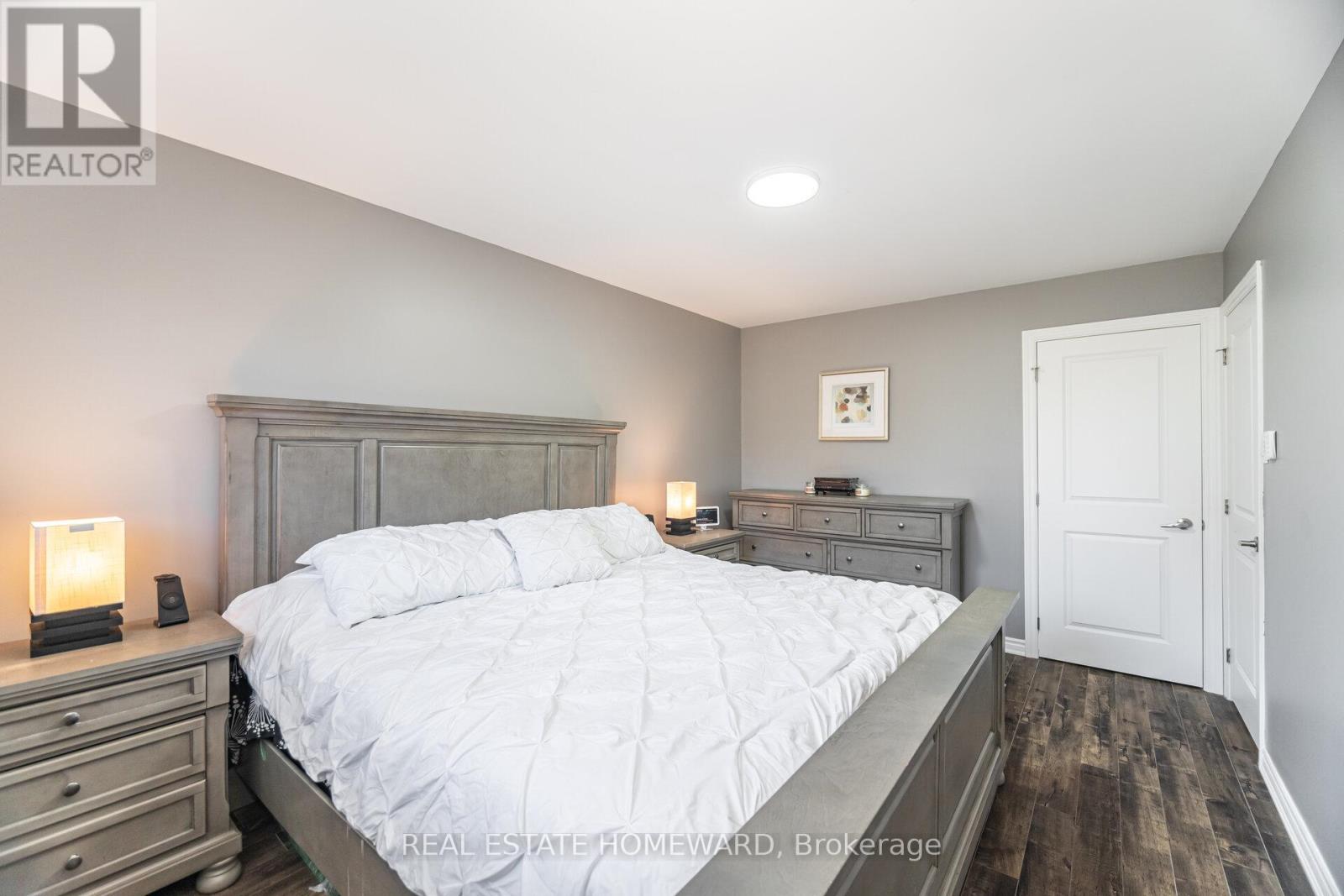 309 Royal Salisbury Way, Brampton, Ontario  L6V 3G4 - Photo 15 - W12456406