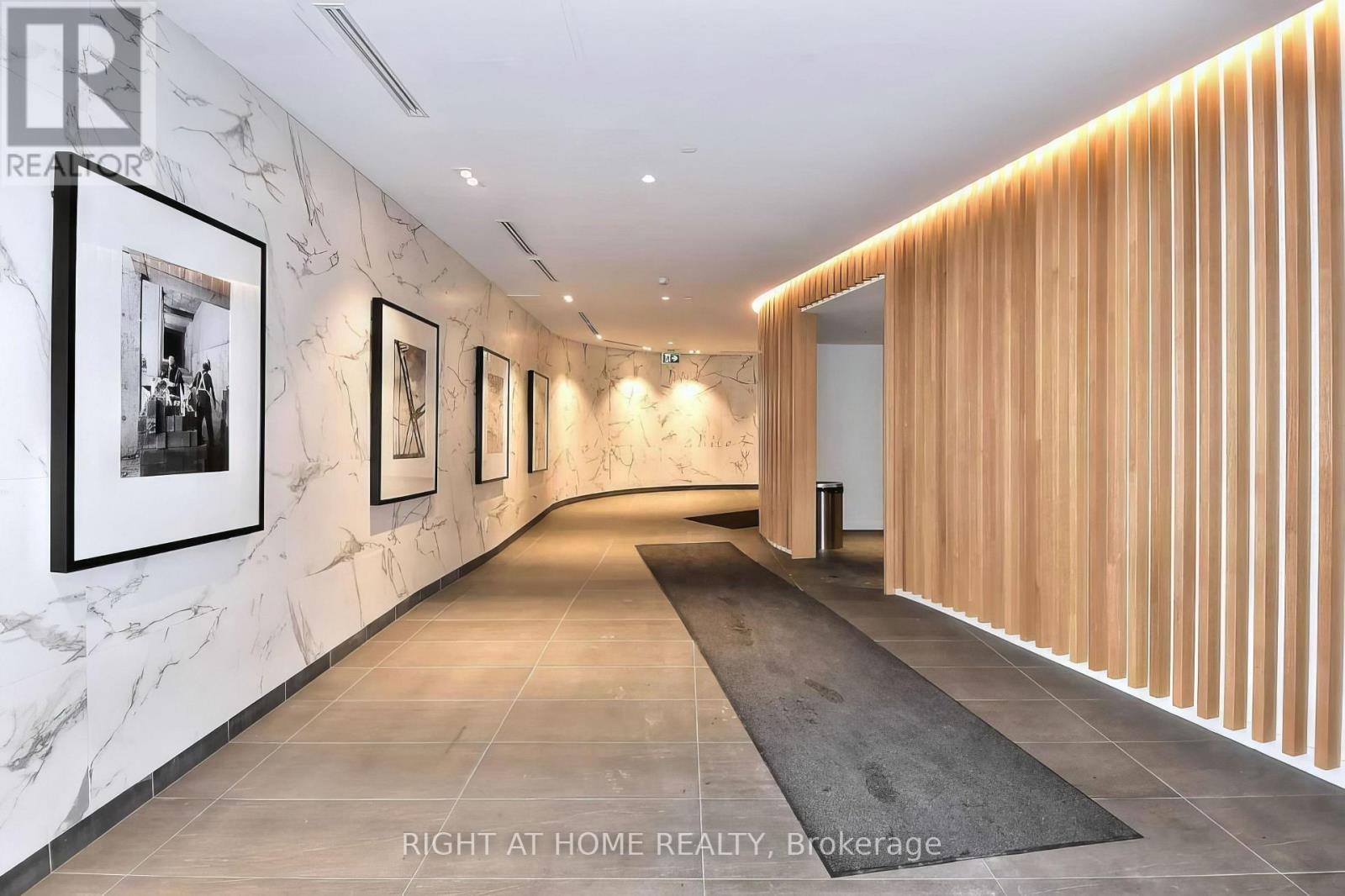 608 - 160 Flemington Road, Toronto, Ontario  M6A 1N6 - Photo 16 - W12456408