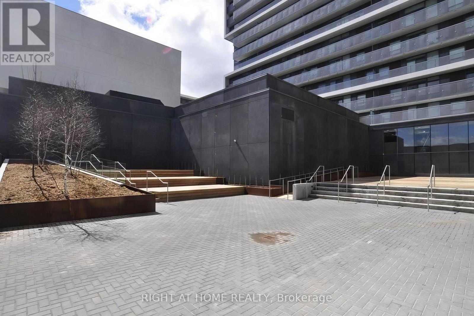 608 - 160 Flemington Road, Toronto, Ontario  M6A 1N6 - Photo 18 - W12456408