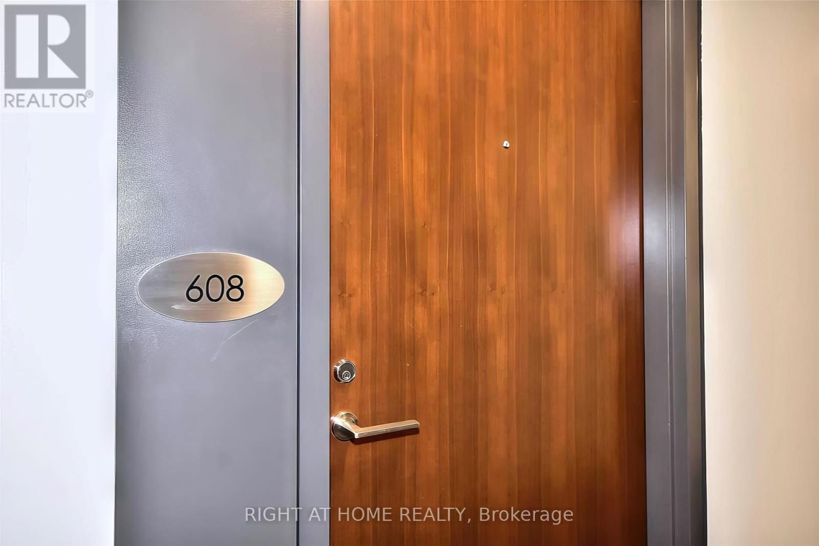 608 - 160 Flemington Road, Toronto, Ontario  M6A 1N6 - Photo 3 - W12456408