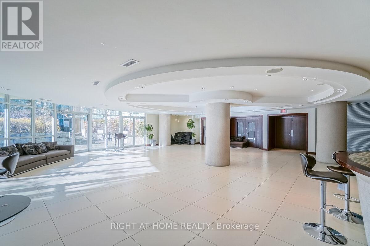 1805 - 220 Burnhamthorpe Road W, Mississauga, Ontario  L5B 4N4 - Photo 27 - W12456427
