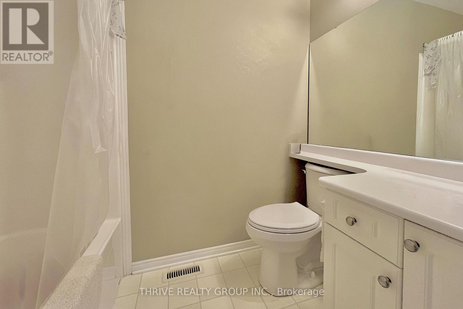 50 - 320 Ambleside Drive, London North, Ontario  N6G 5H9 - Photo 15 - X12456455