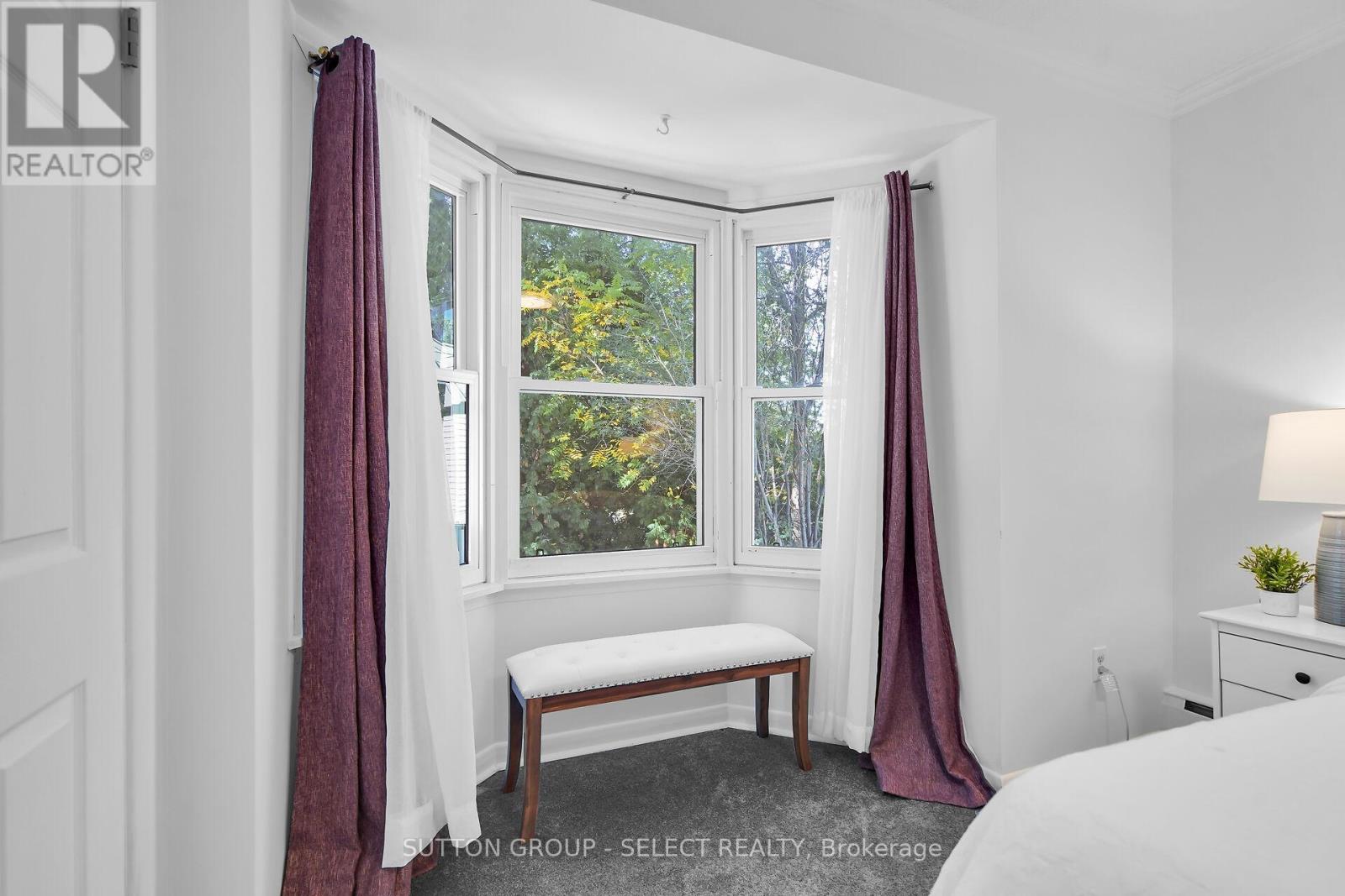 413 Old Wonderland Road, London South, Ontario  N6K 3R1 - Photo 18 - X12456472