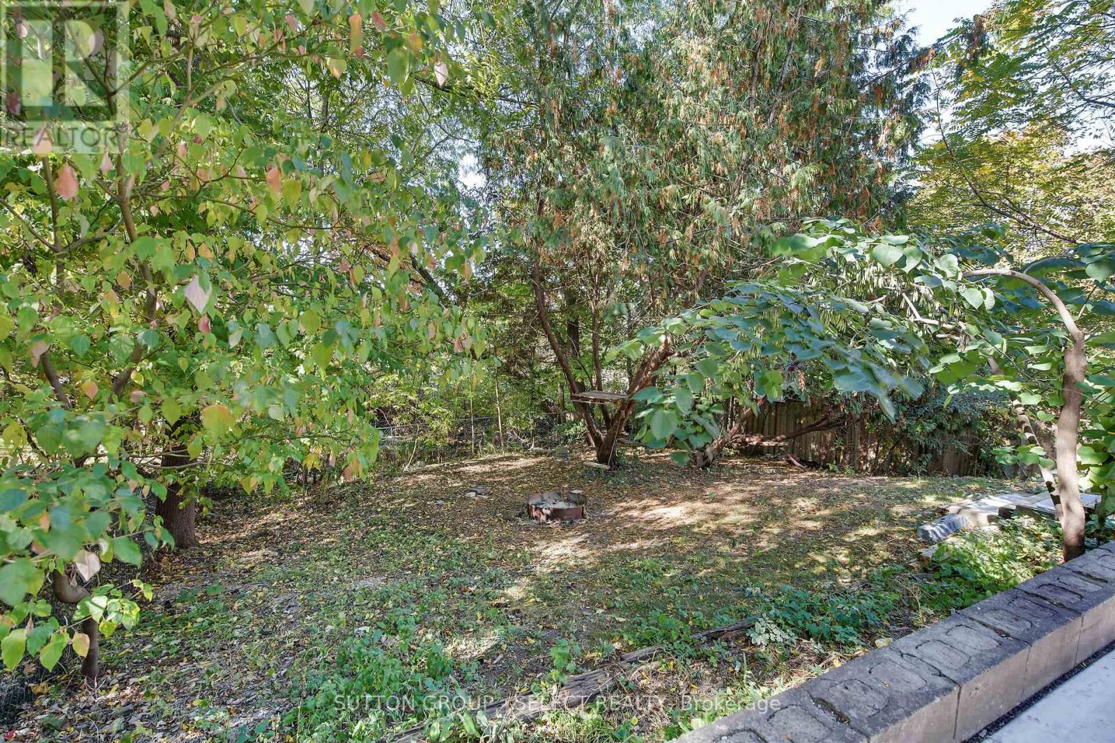 413 Old Wonderland Road, London South, Ontario  N6K 3R1 - Photo 43 - X12456472