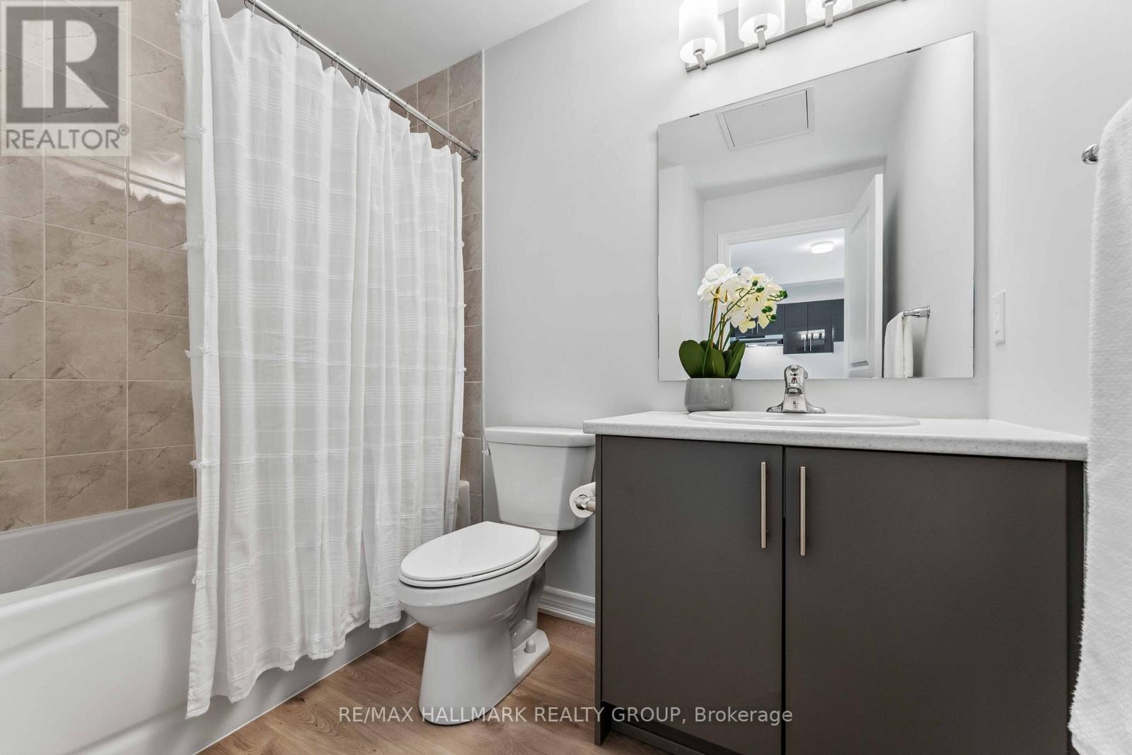 206 - 397 Codd's Road, Ottawa, Ontario  K1K 5C7 - Photo 15 - X12456491