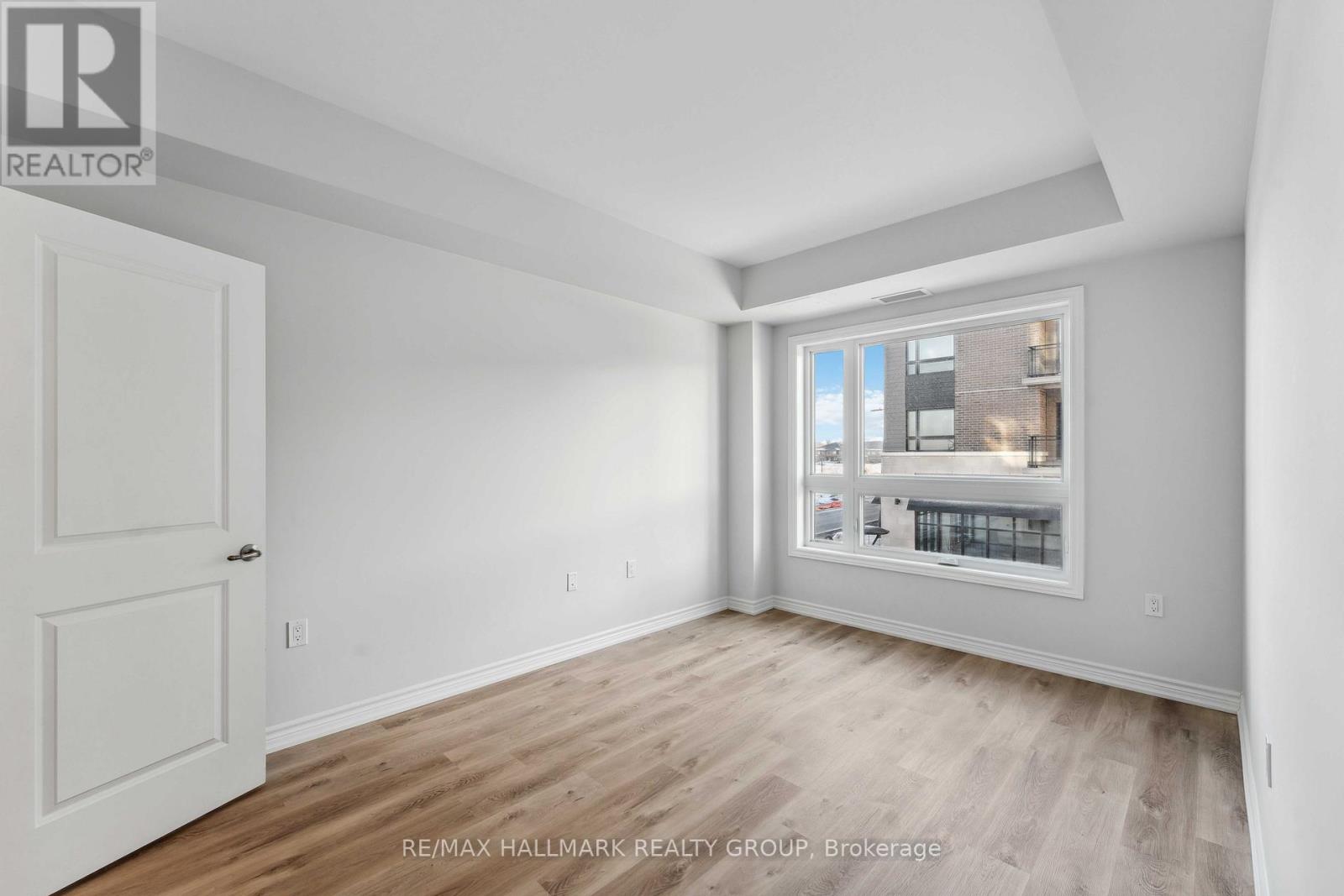 206 - 397 Codd's Road, Ottawa, Ontario  K1K 5C7 - Photo 17 - X12456491