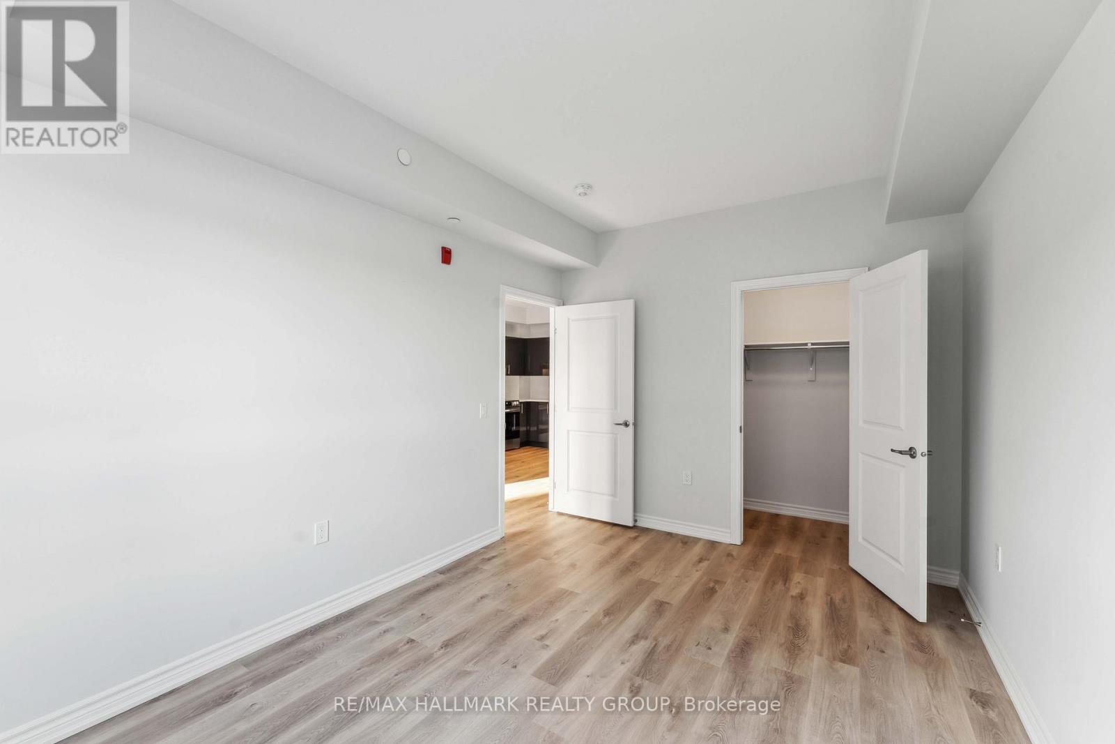 206 - 397 Codd's Road, Ottawa, Ontario  K1K 5C7 - Photo 20 - X12456491