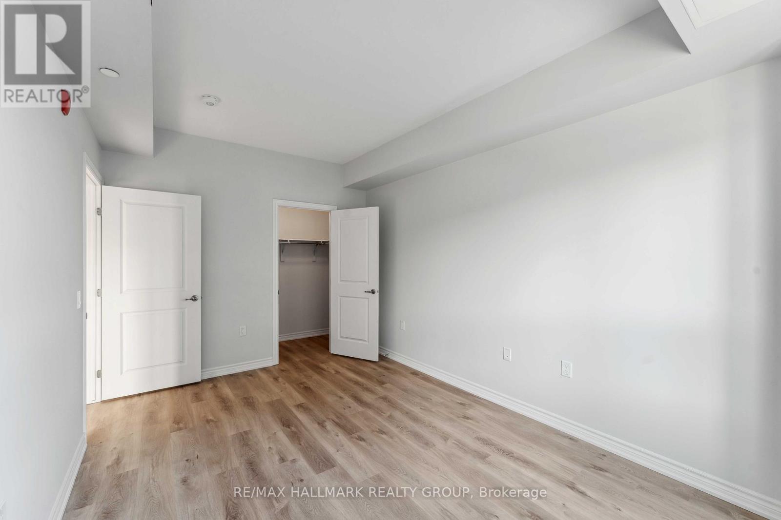 206 - 397 Codd's Road, Ottawa, Ontario  K1K 5C7 - Photo 21 - X12456491
