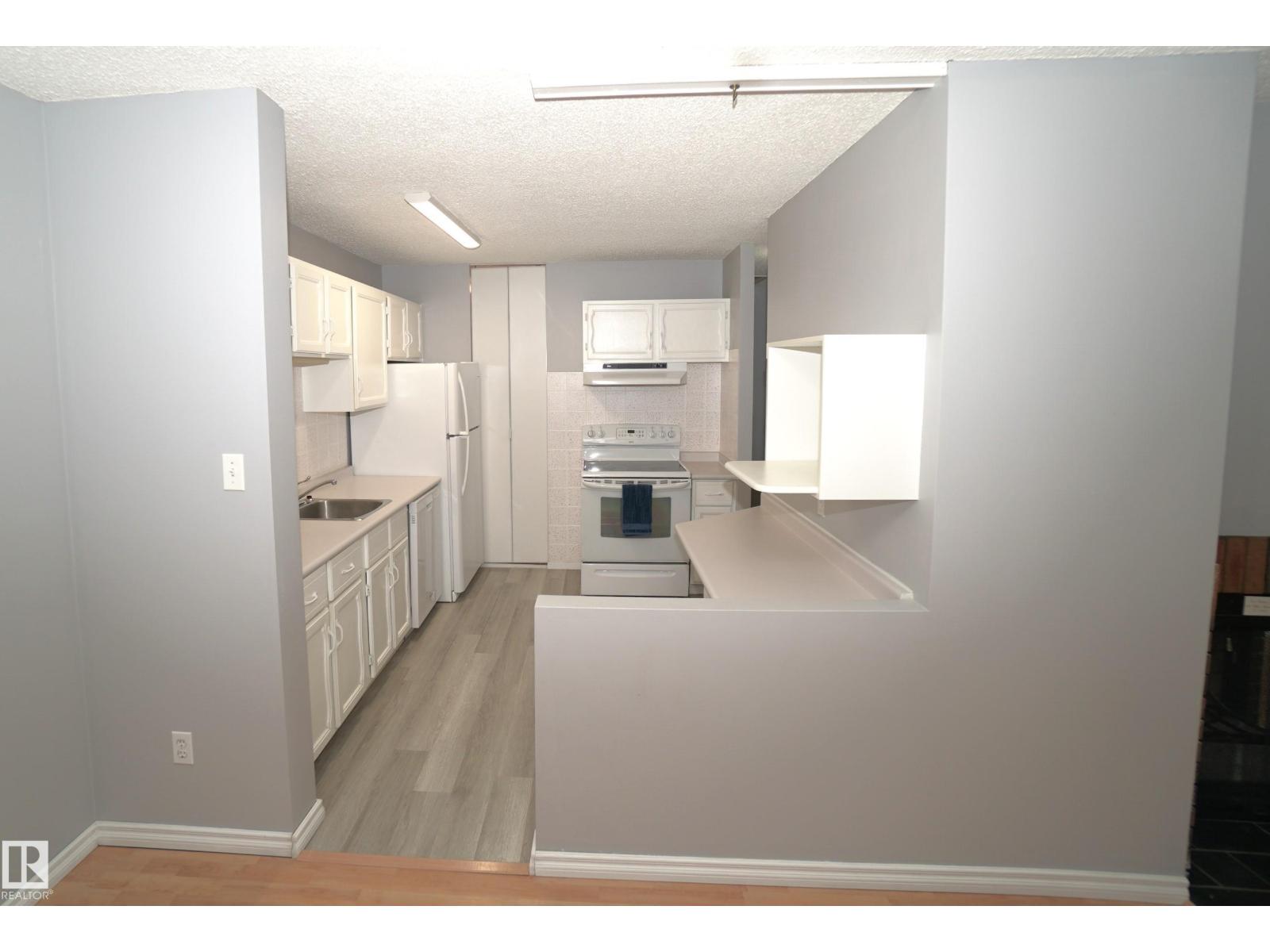 245 Surrey Gardens Gd Nw, Edmonton, Alberta  T5T 1Z3 - Photo 10 - E4461648