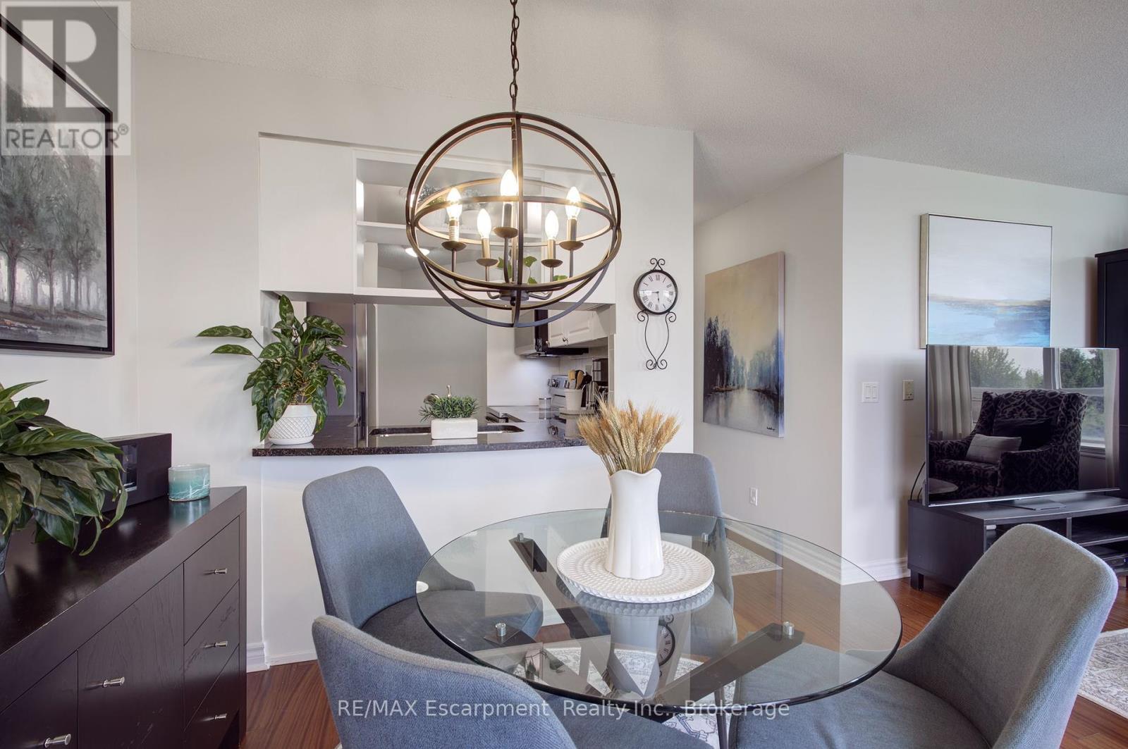 311 - 2325 Central Park Drive, Oakville, Ontario  L6H 0E2 - Photo 13 - W12456484