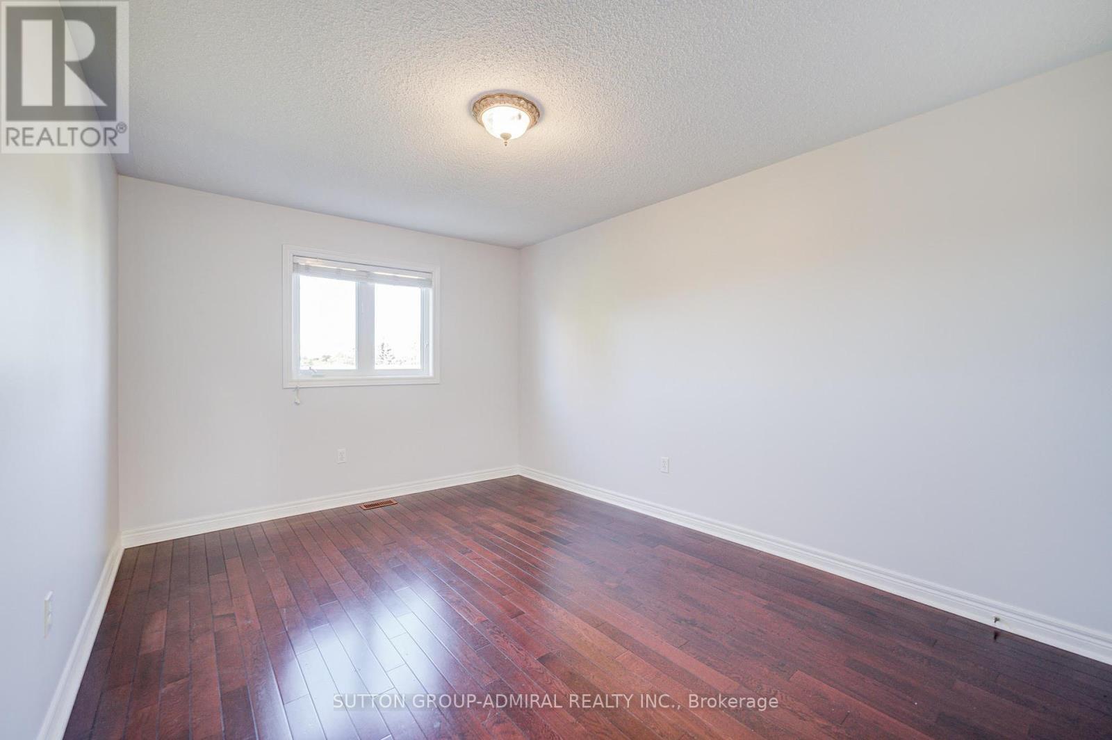 6 Lorridge Street, Richmond Hill, Ontario  L4E 4E6 - Photo 30 - N12456391