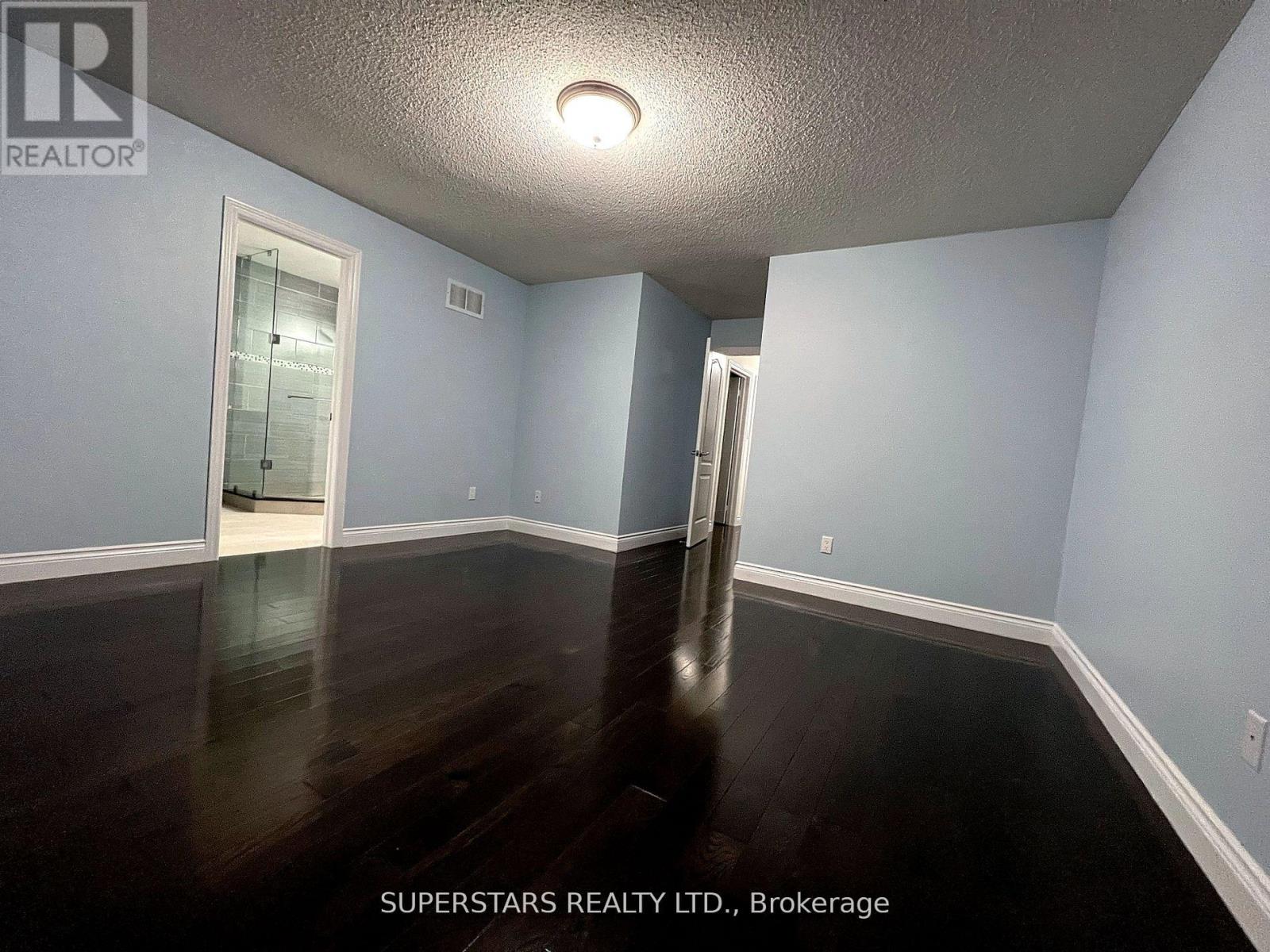 28 Quantum Street, Markham, Ontario  L3S 4J5 - Photo 15 - N12456428