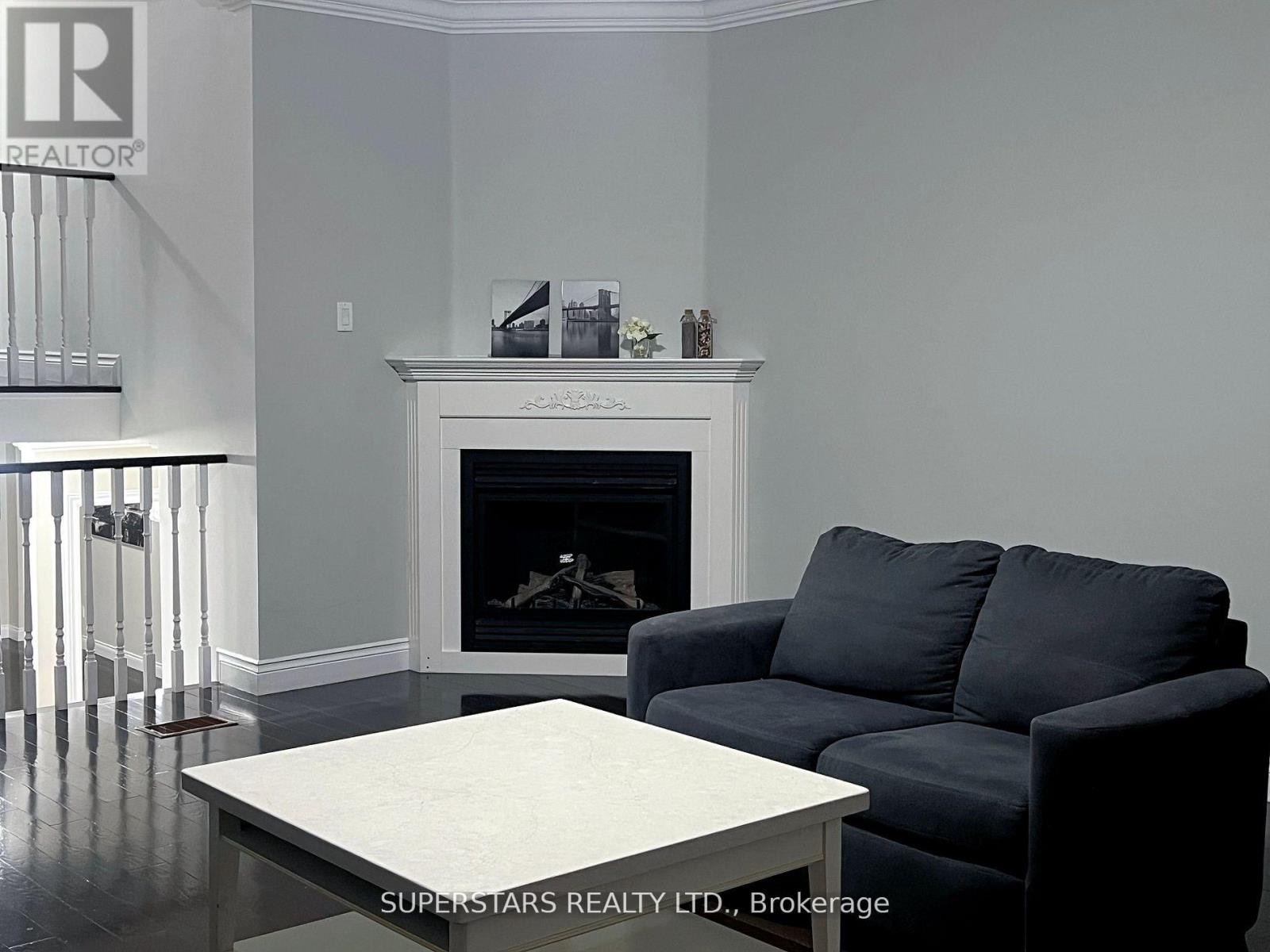 28 Quantum Street, Markham, Ontario  L3S 4J5 - Photo 8 - N12456428