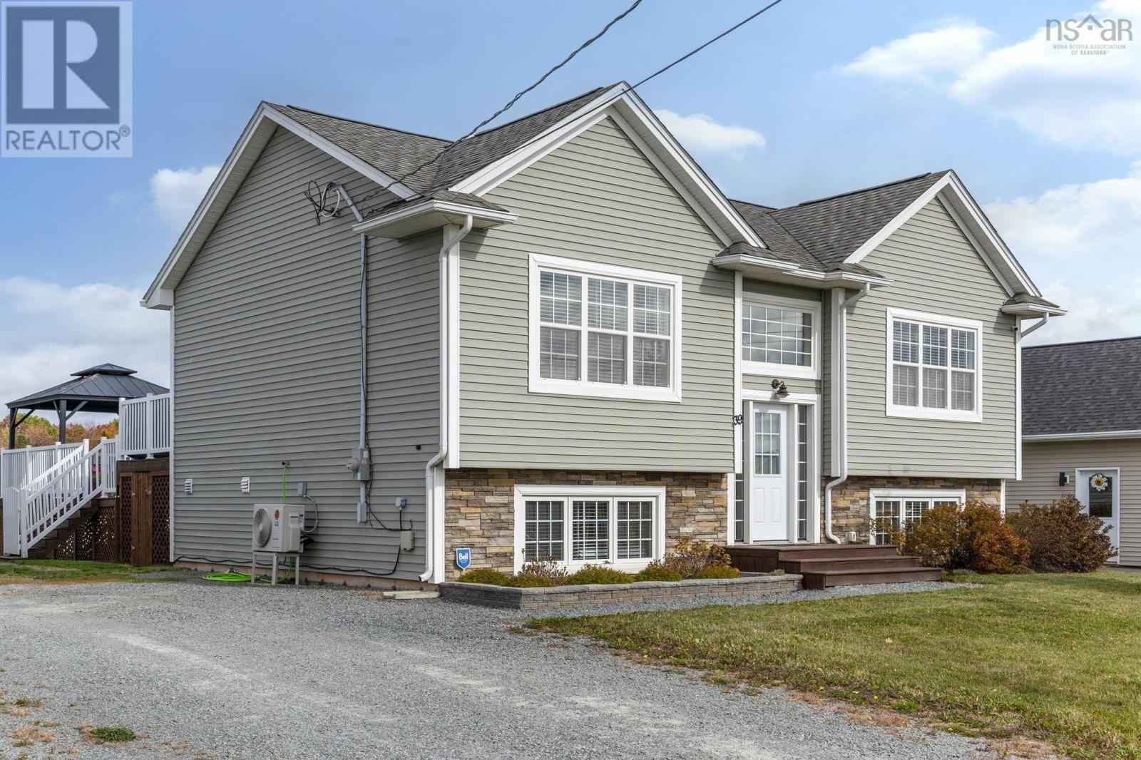 39 Ridge Avenue, Stewiacke, Nova Scotia  B0N 2J0 - Photo 38 - 202525604