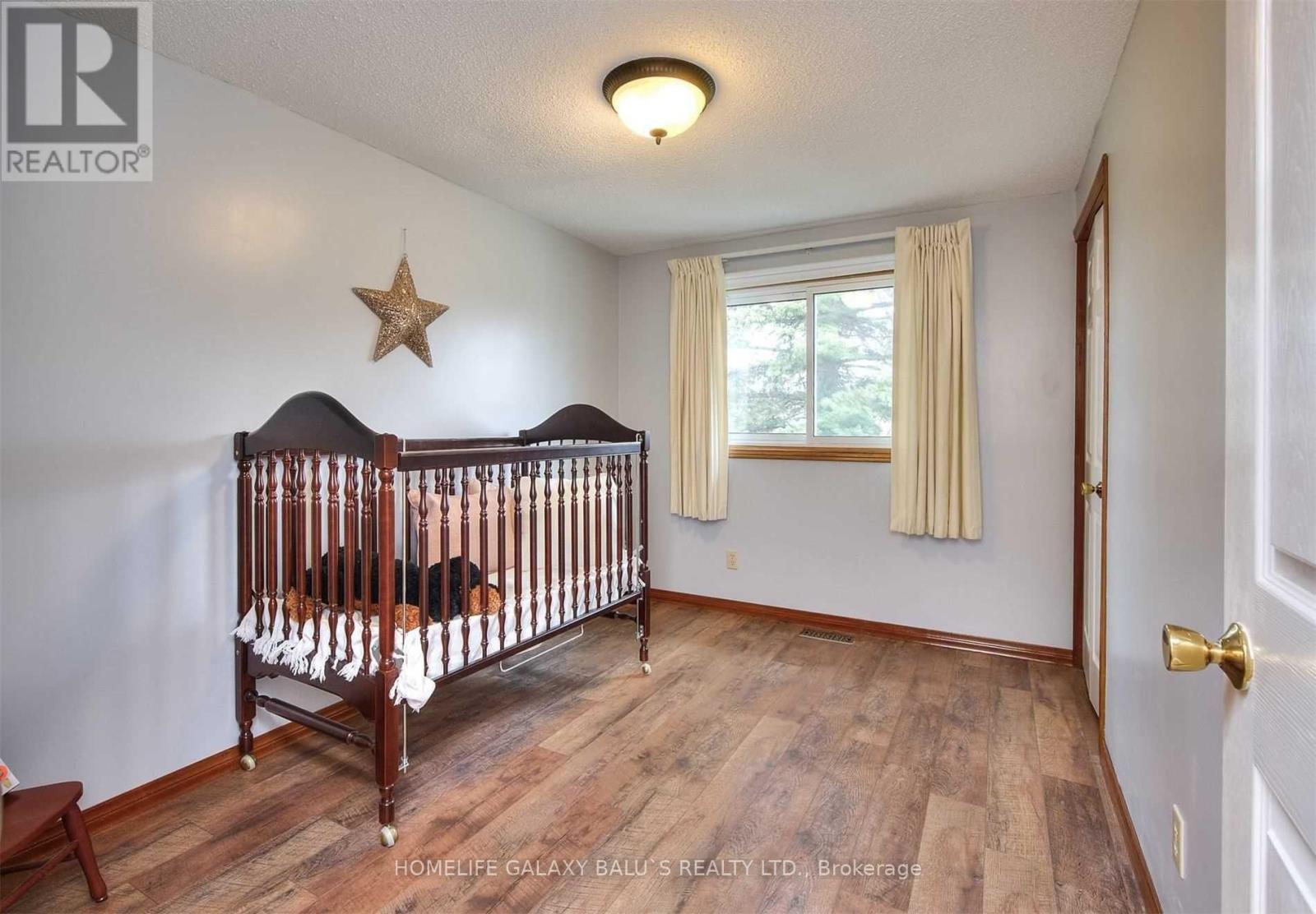 3 Cora Drive, Kitchener, Ontario  N2N 3C6 - Photo 12 - X12456343
