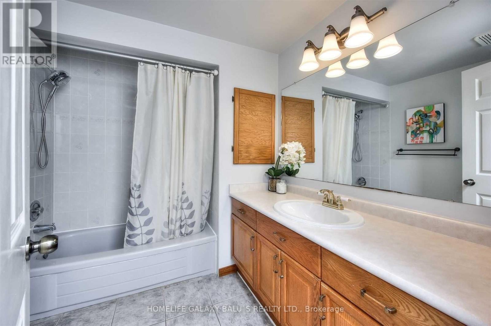 3 Cora Drive, Kitchener, Ontario  N2N 3C6 - Photo 15 - X12456343