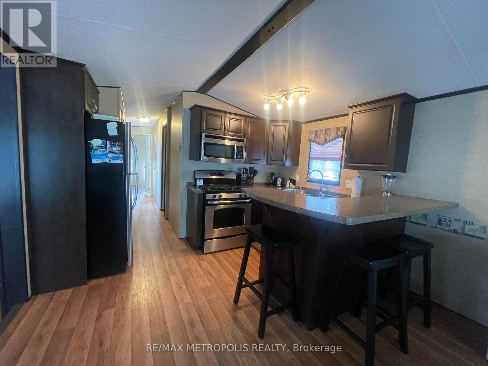 18-73 - 486 Cty Cherry Beach Lane, Prince Edward County, Ontario  K0K 2P0 - Photo 12 - X12456360