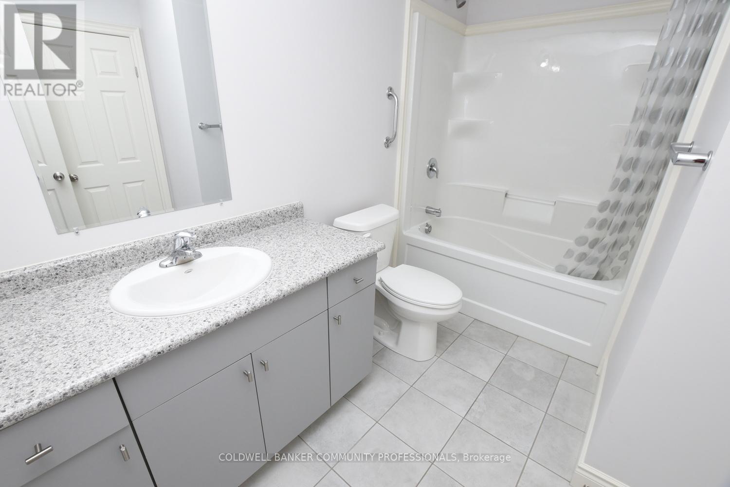 71 - 6 Ironwood Street, Norfolk, Ontario  N3Y 4Z6 - Photo 28 - X12456376