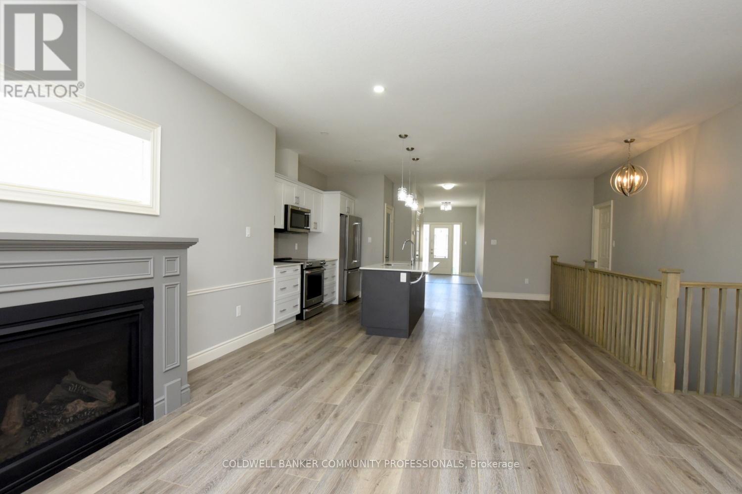 71 - 6 Ironwood Street, Norfolk, Ontario  N3Y 4Z6 - Photo 7 - X12456376