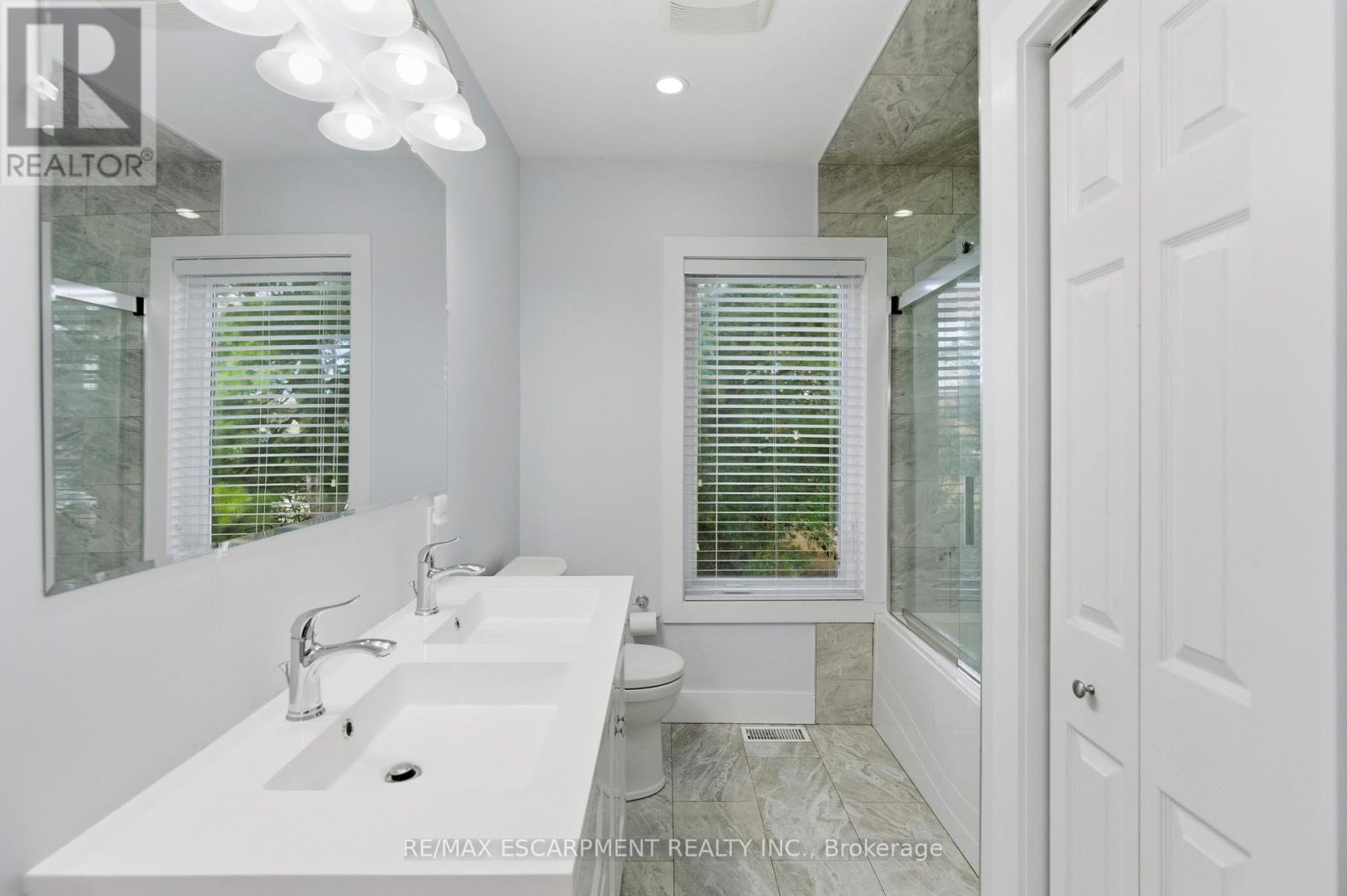 199 Jackson Street E, Hamilton, Ontario  L8N 1L7 - Photo 17 - X12456424