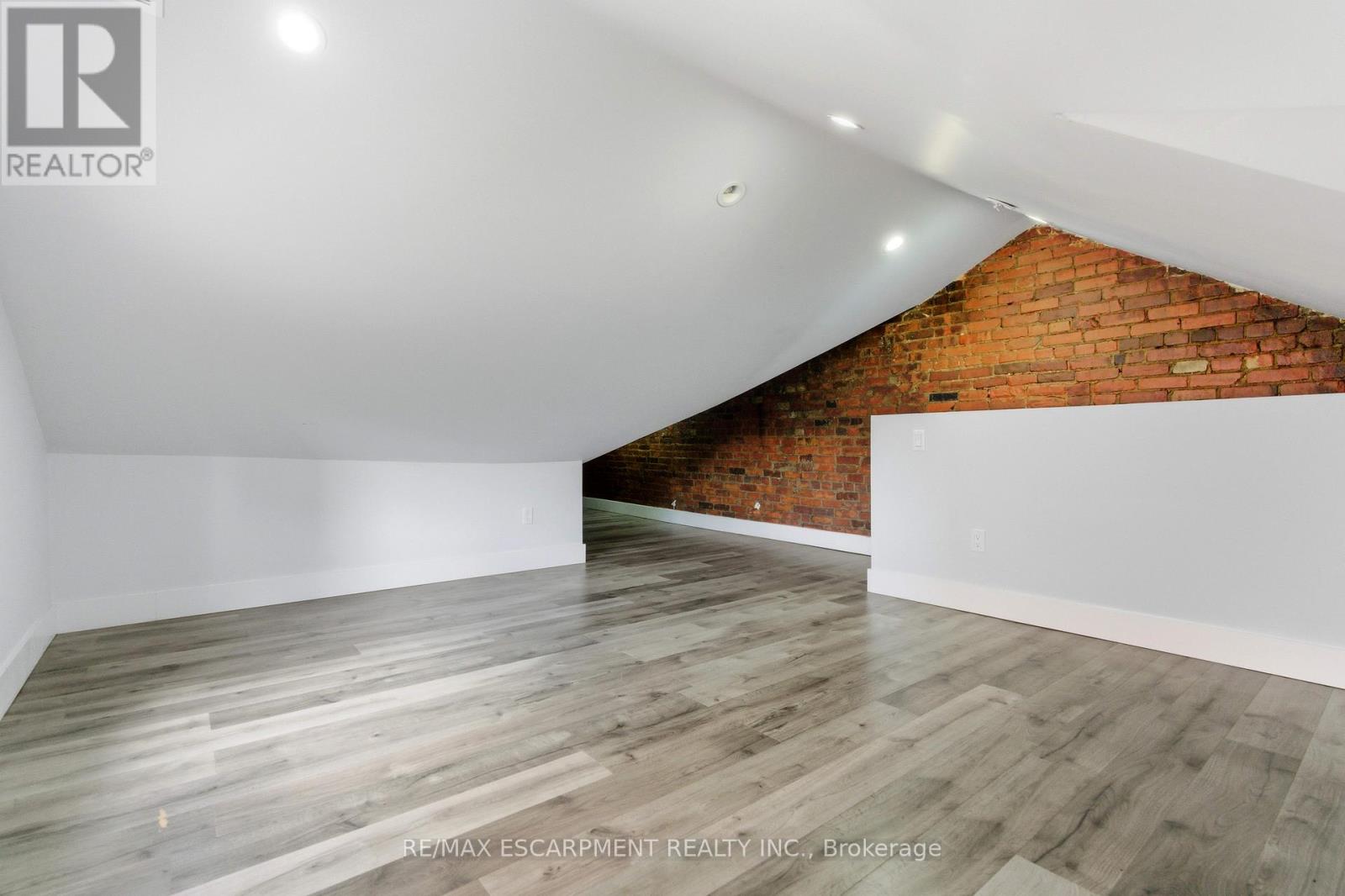 199 Jackson Street E, Hamilton, Ontario  L8N 1L7 - Photo 24 - X12456424