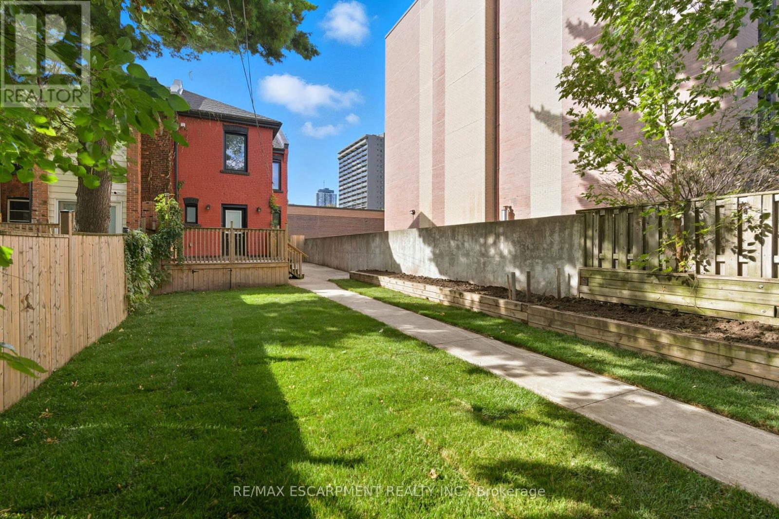 199 Jackson Street E, Hamilton, Ontario  L8N 1L7 - Photo 34 - X12456424