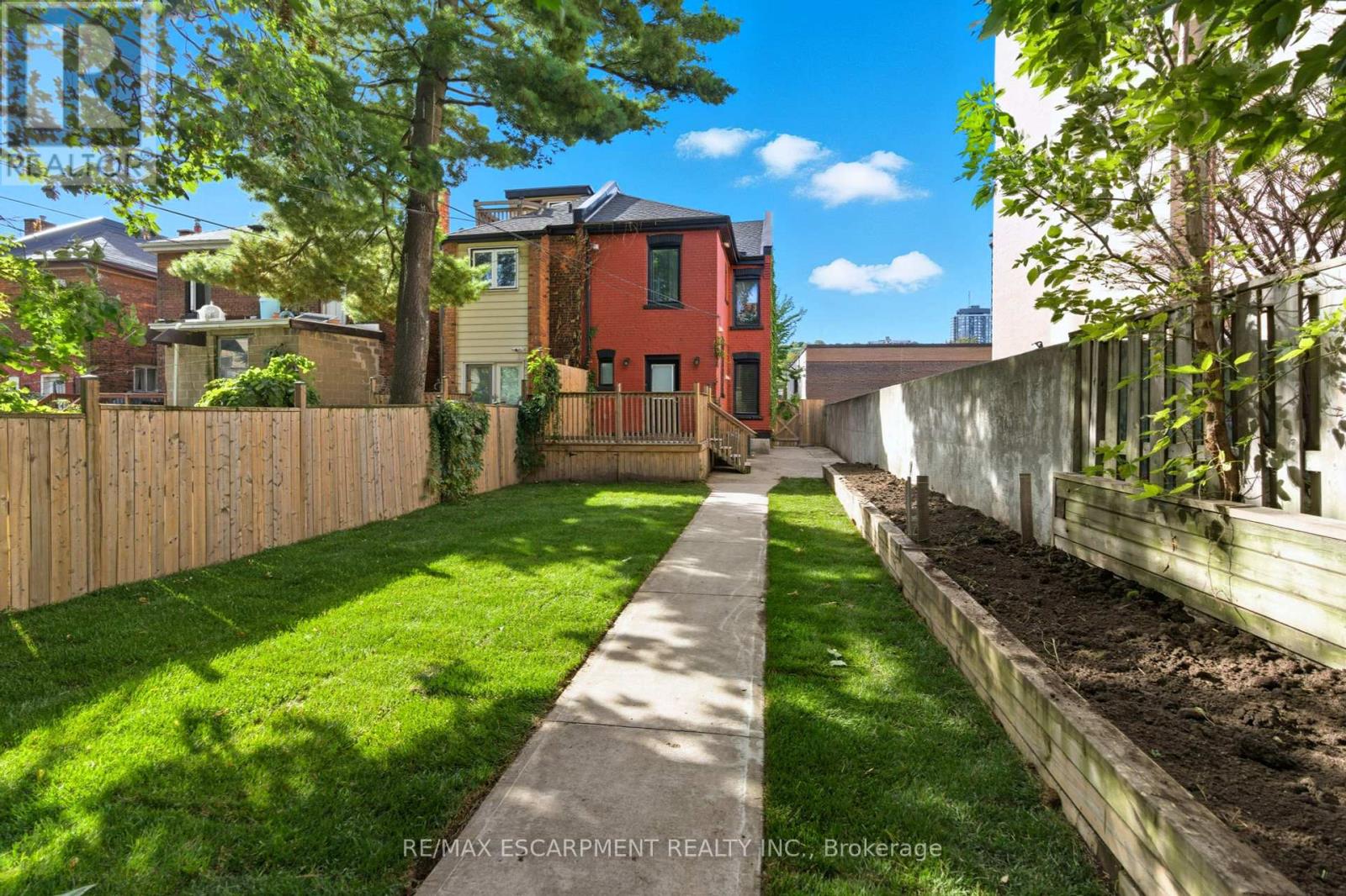199 Jackson Street E, Hamilton, Ontario  L8N 1L7 - Photo 35 - X12456424