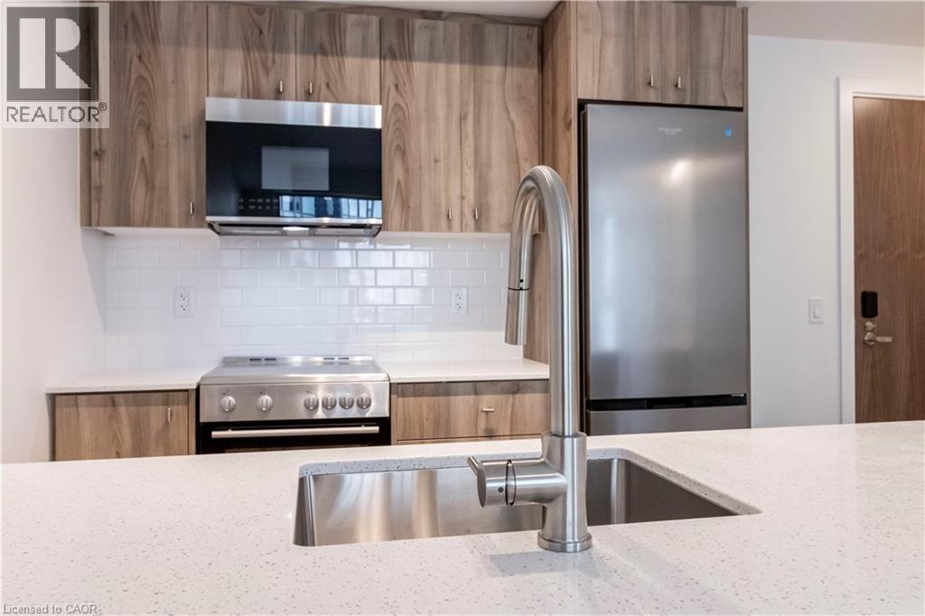 25 Wellington Street S Unit# 907, Kitchener, Ontario  N2G 0G5 - Photo 3 - 40768098