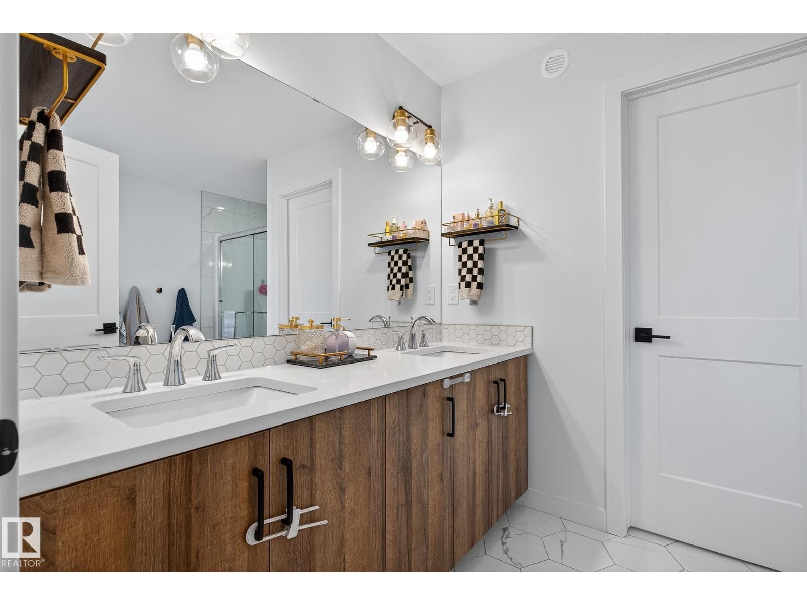 9219 183 Av Nw, Edmonton, Alberta  T5Z 0S6 - Photo 31 - E4461652