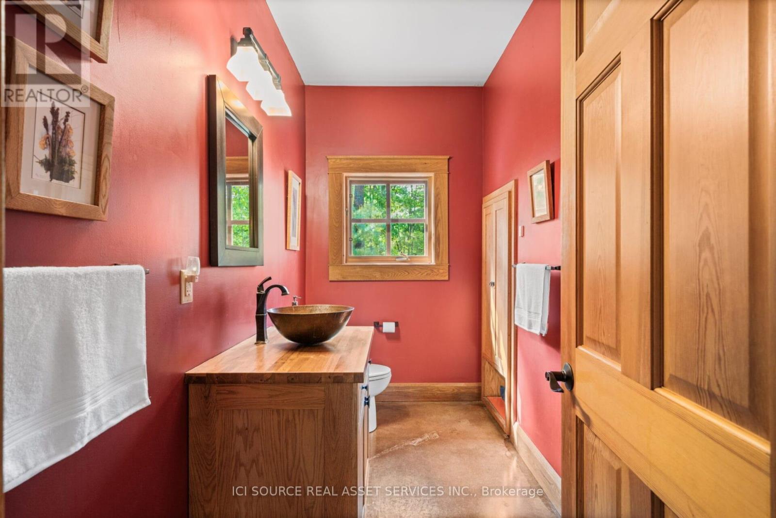 1093 Althorpe Road, Tay Valley, Ontario  K7H 3R9 - Photo 17 - X12455902