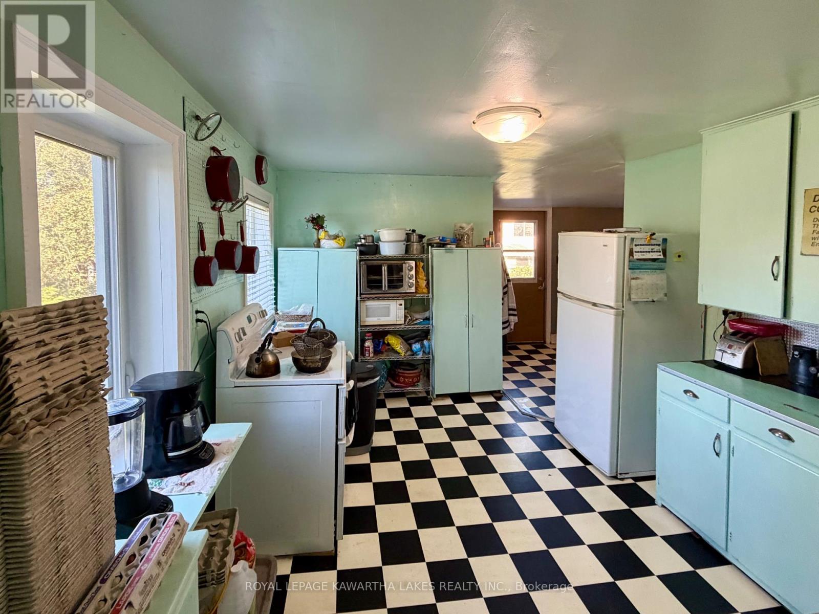 833 Woodville Road, Kawartha Lakes (Eldon), Ontario  K0M 2T0 - Photo 12 - X12456328