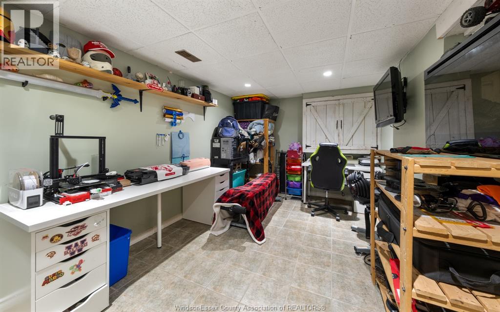 1624 Kamloops, Windsor, Ontario  N8W 5V3 - Photo 30 - 25025856