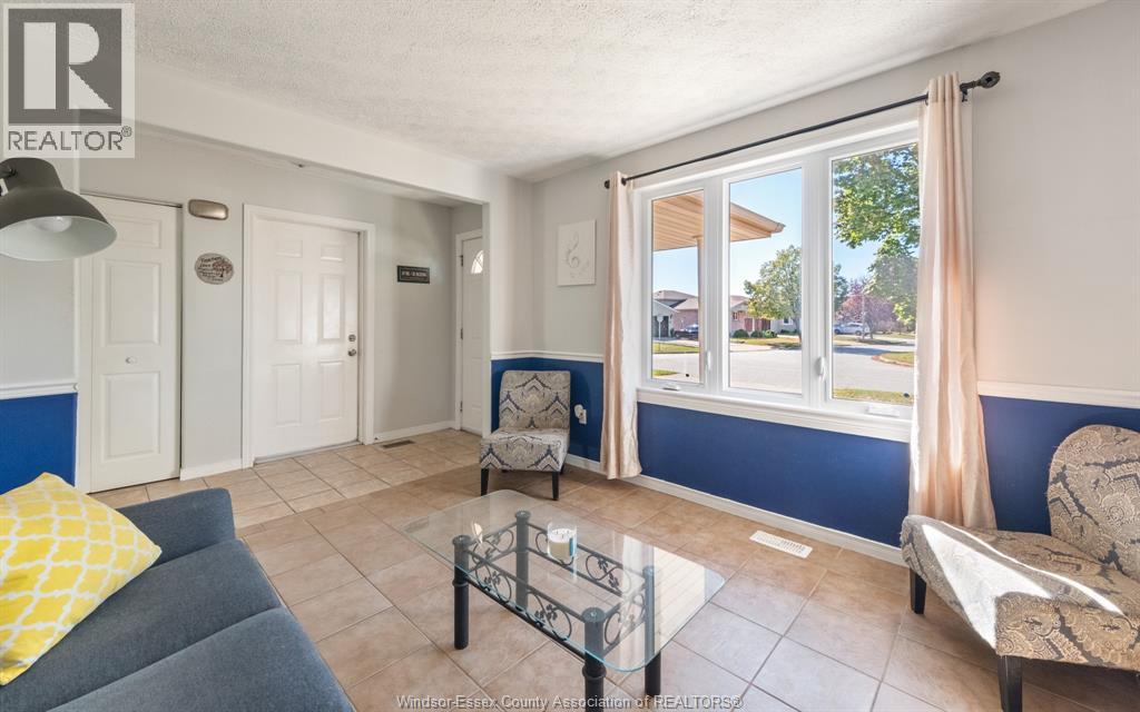 1624 Kamloops, Windsor, Ontario  N8W 5V3 - Photo 8 - 25025856