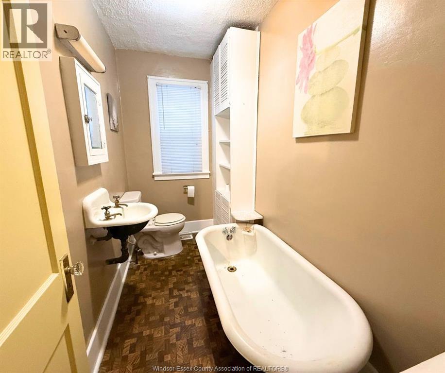 1521 Pelletier Street, Windsor, Ontario  N9B 1S4 - Photo 10 - 25025861