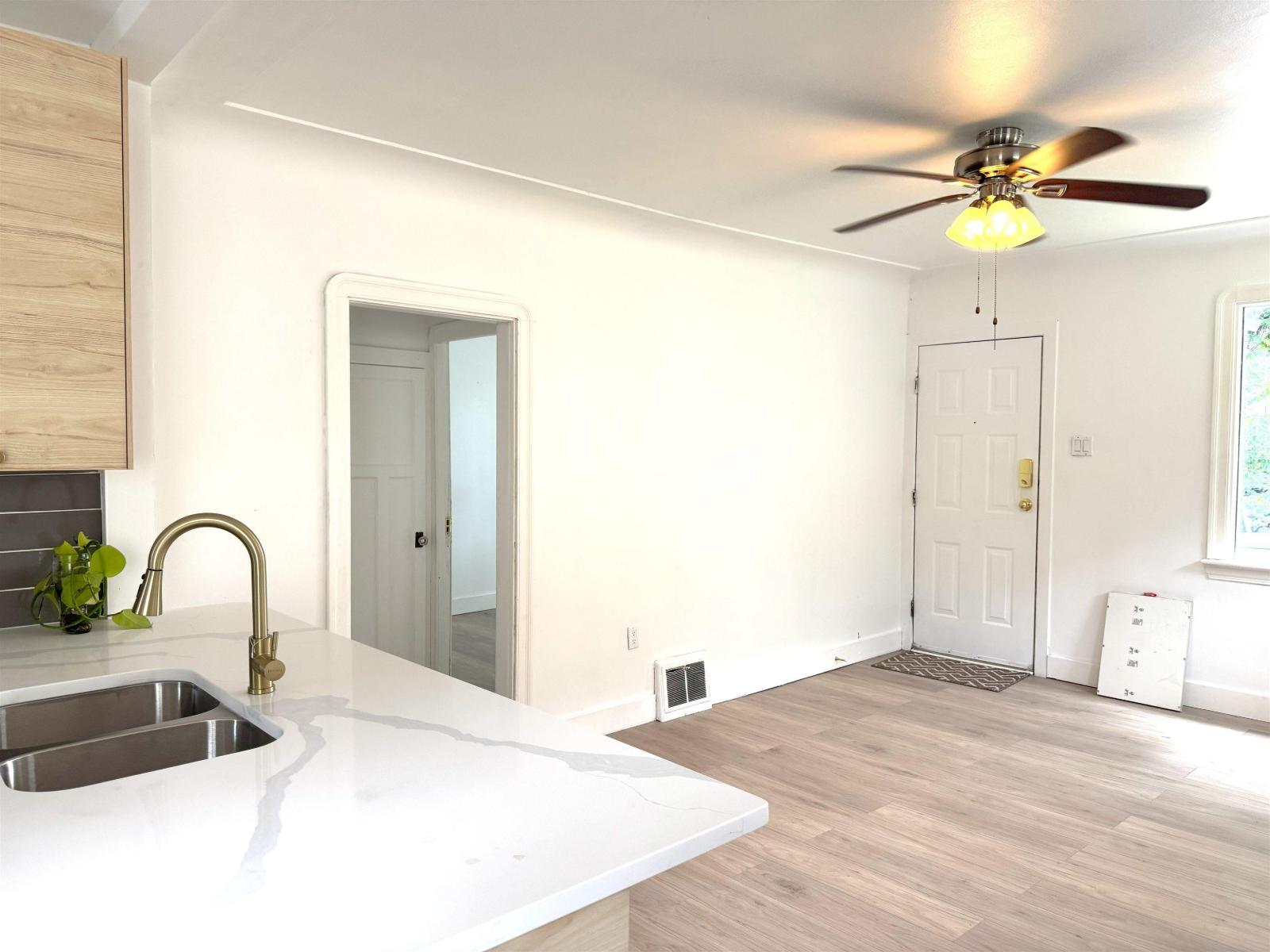 11840 70 St Nw, Edmonton, Alberta  T5B 1T7 - Photo 2 - E4451147