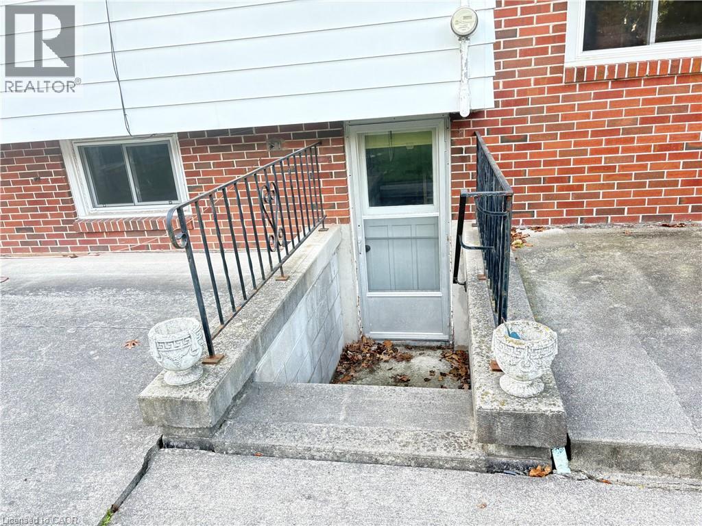 241 Tottenham Road, Burlington, Ontario  L7L 4G5 - Photo 34 - 40778054