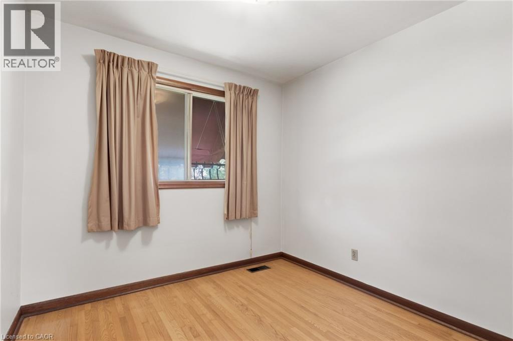 241 Tottenham Road, Burlington, Ontario  L7L 4G5 - Photo 21 - 40778054